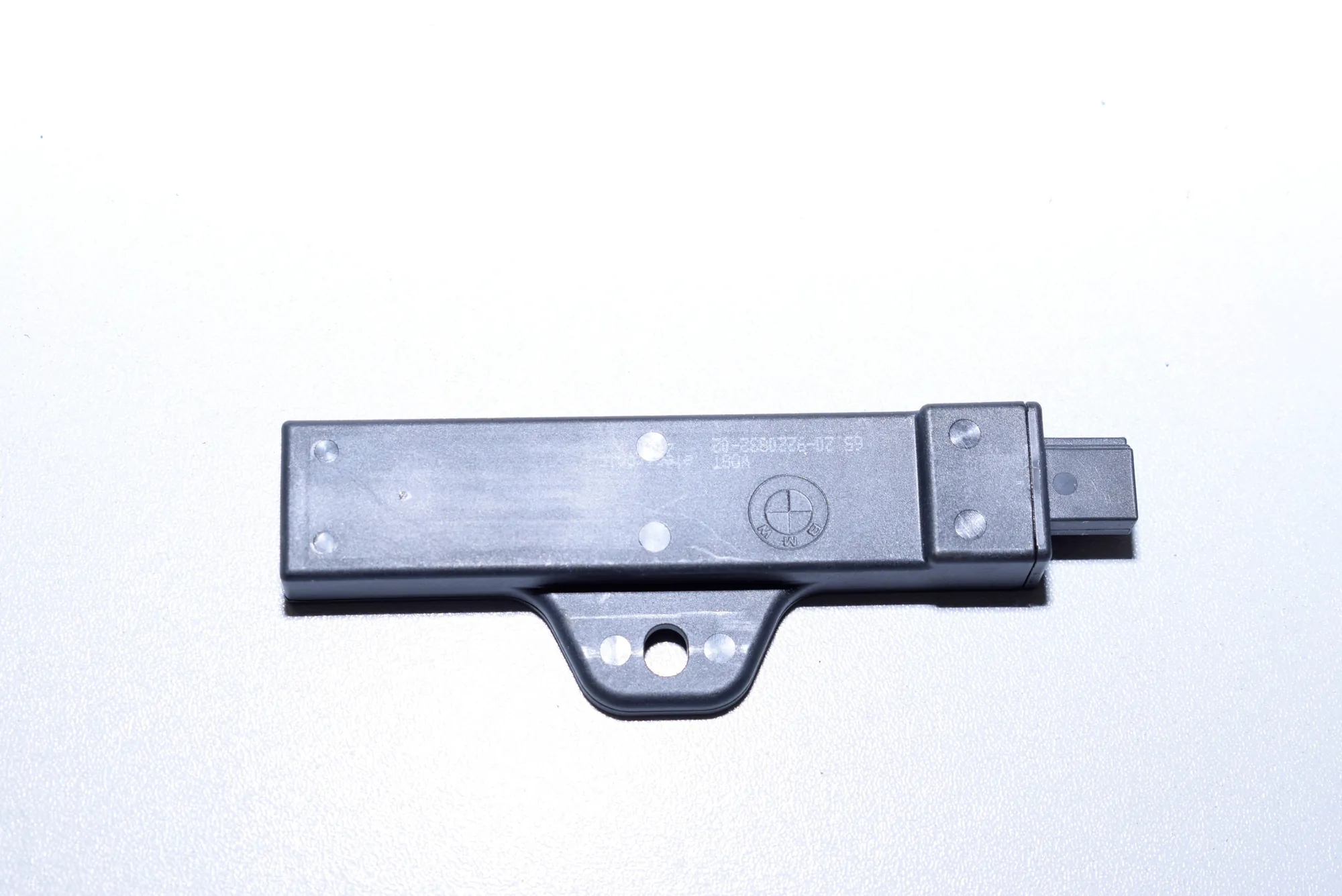 Antenna – OEM 9220832 · BMW i3 (I01) Electric 2019