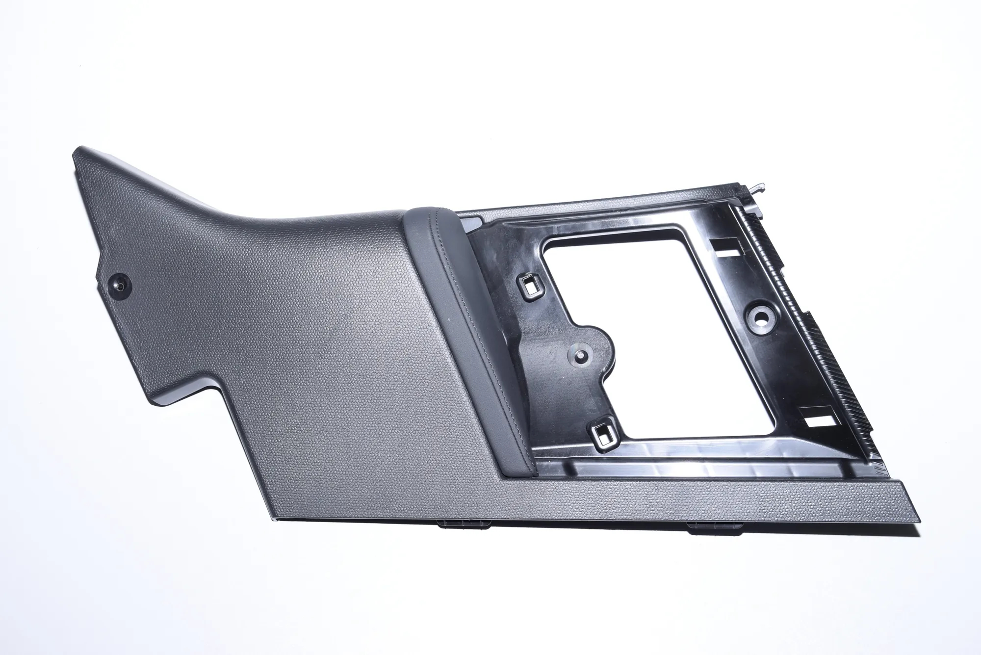Right Side B Pillar Trim – OEM 7362582 · BMW i3 (I01) Electric 2019