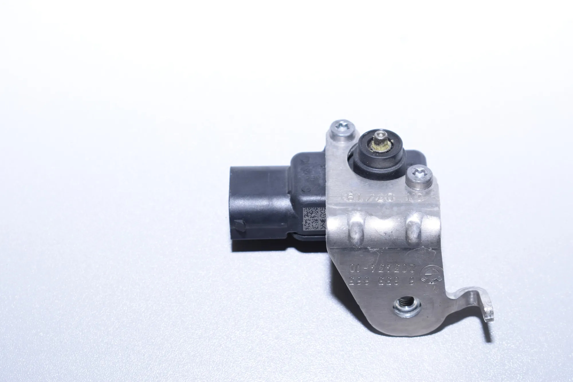 Front Left Height Level Sensor – OEM 6855665 · BMW i3 (I01) Electric 2019 – 2