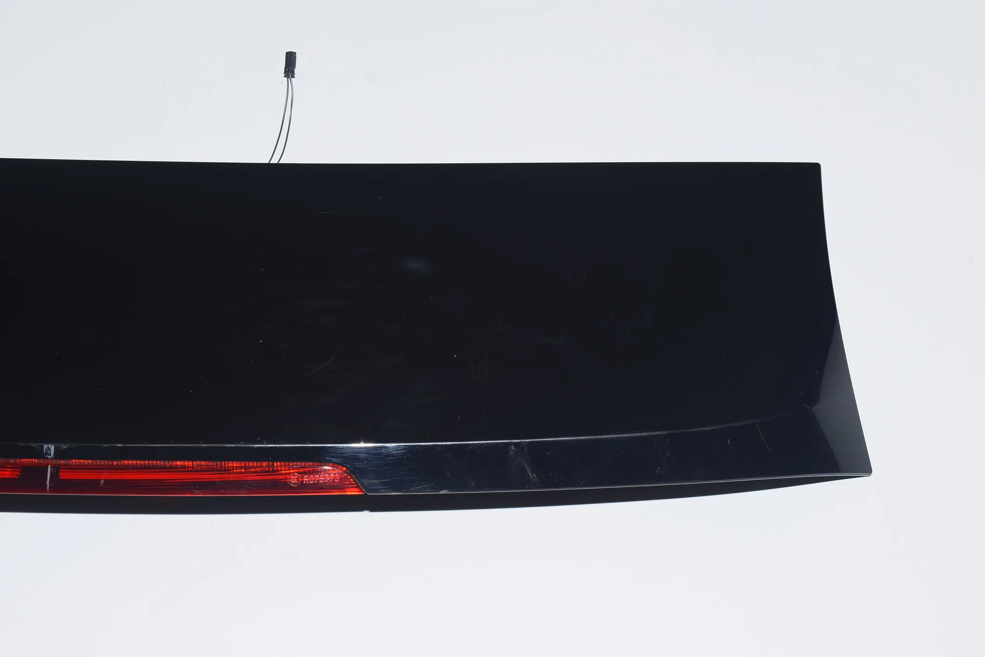 Tailgate Bootlid Spoiler – OEM 7305042 · BMW i3 (I01) Electric 2019 – 4