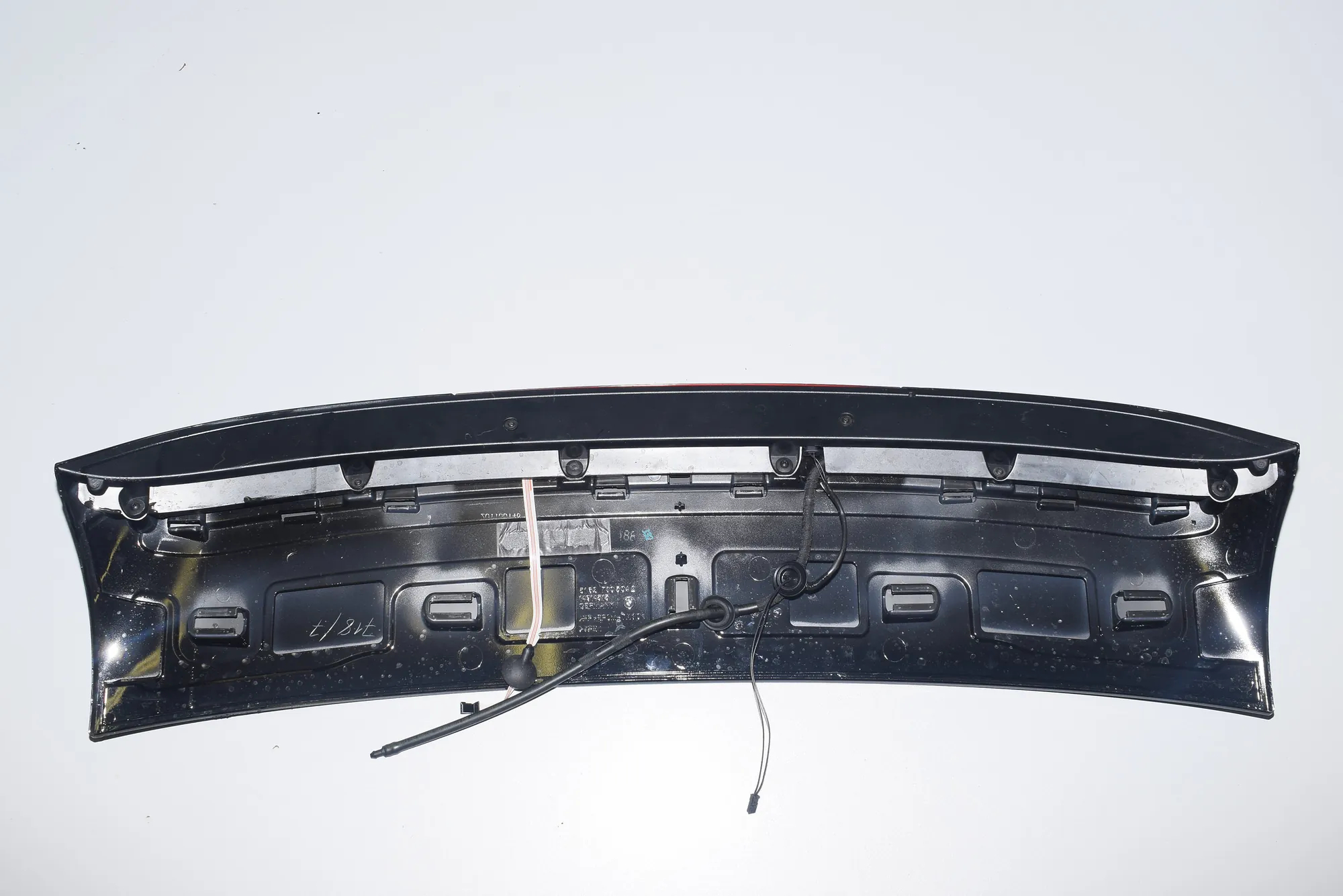 Tailgate Bootlid Spoiler – OEM 7305042 · BMW i3 (I01) Electric 2019 – 3