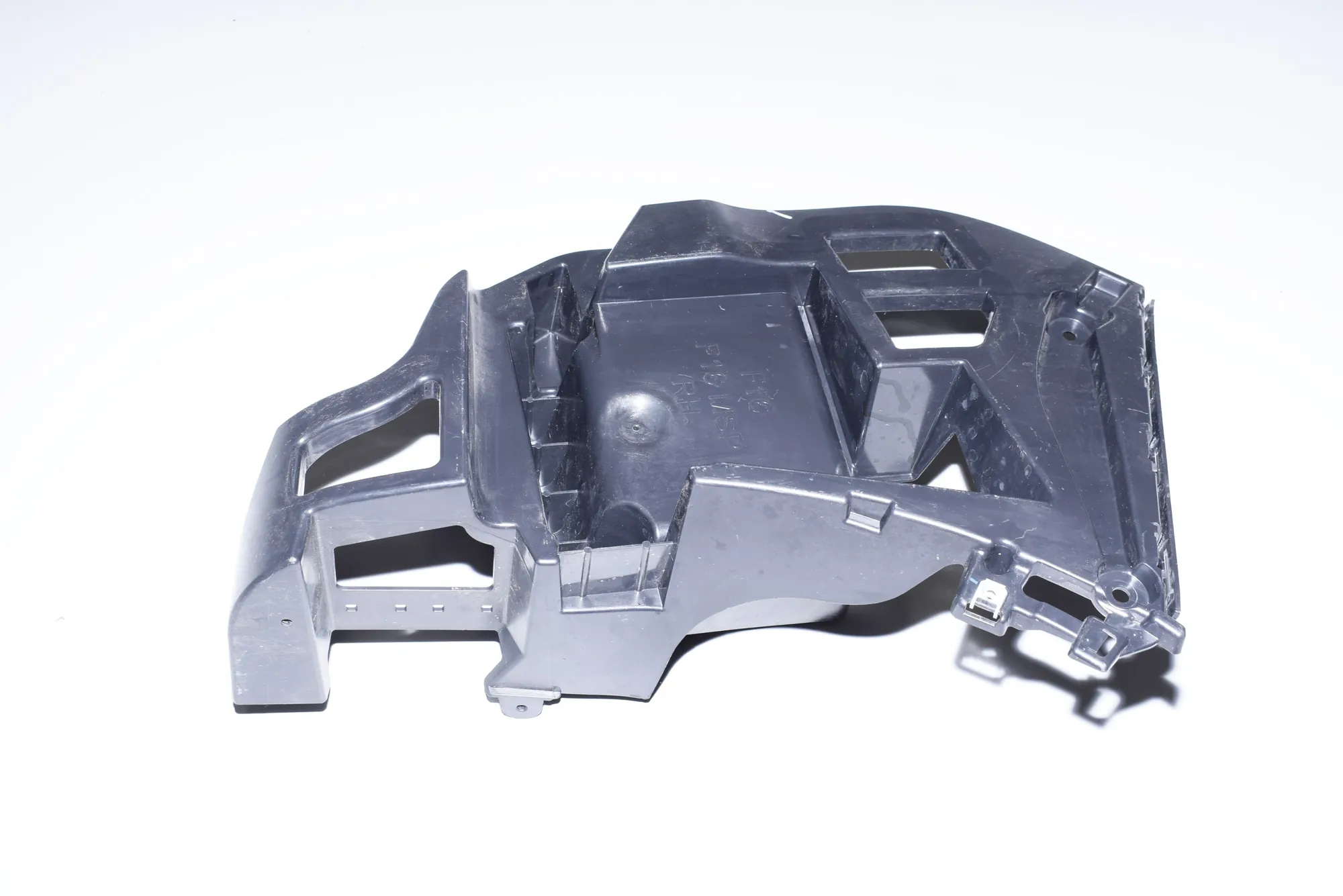 Rear Right Bumper Bracket – OEM 7319830 · BMW X6 (F16, F86) BMW X6 (F16, F86) 2015 – 2