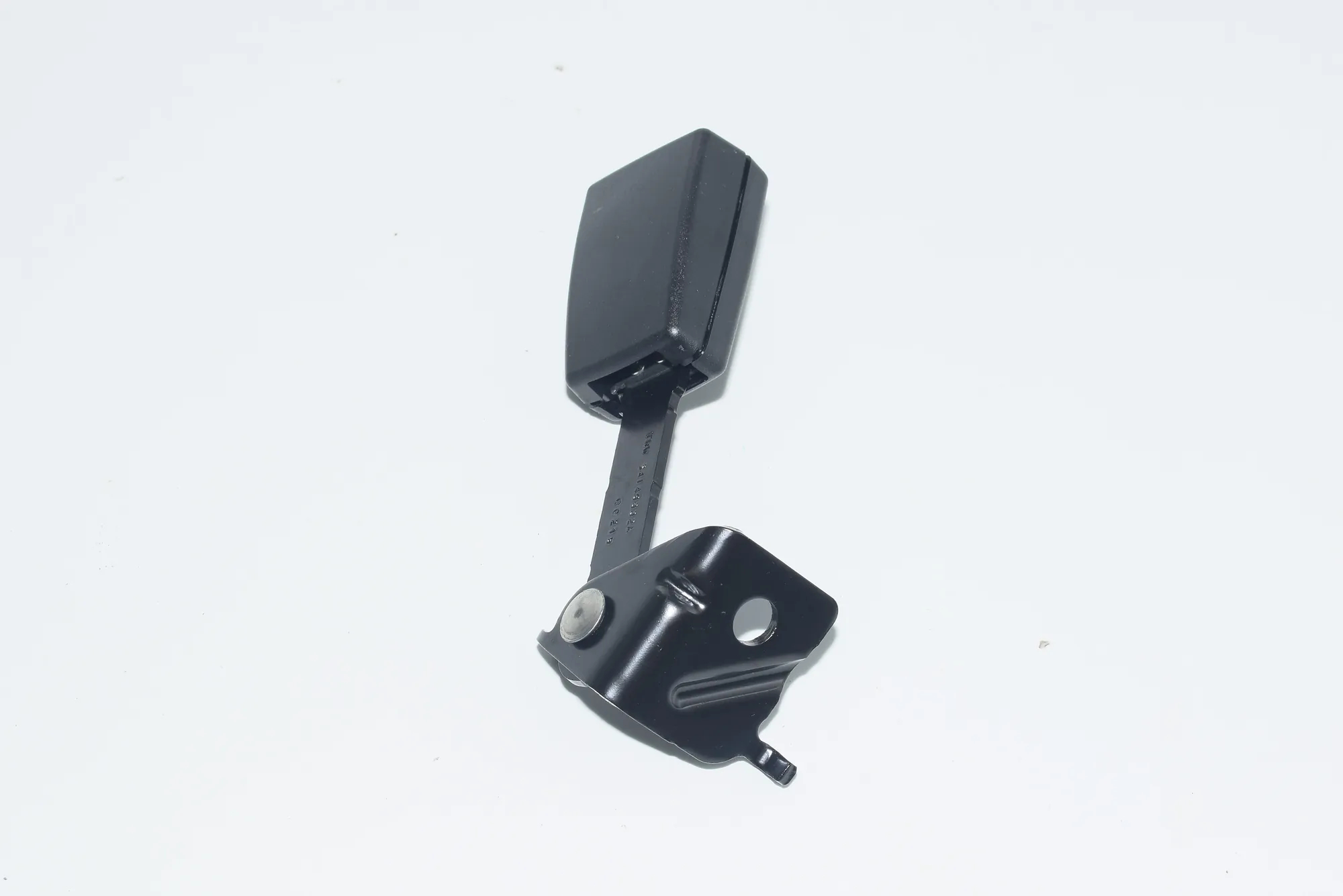 Rear Left Seat Buckle – OEM 7347725 · BMW i3 (I01) Electric 2019 – 3