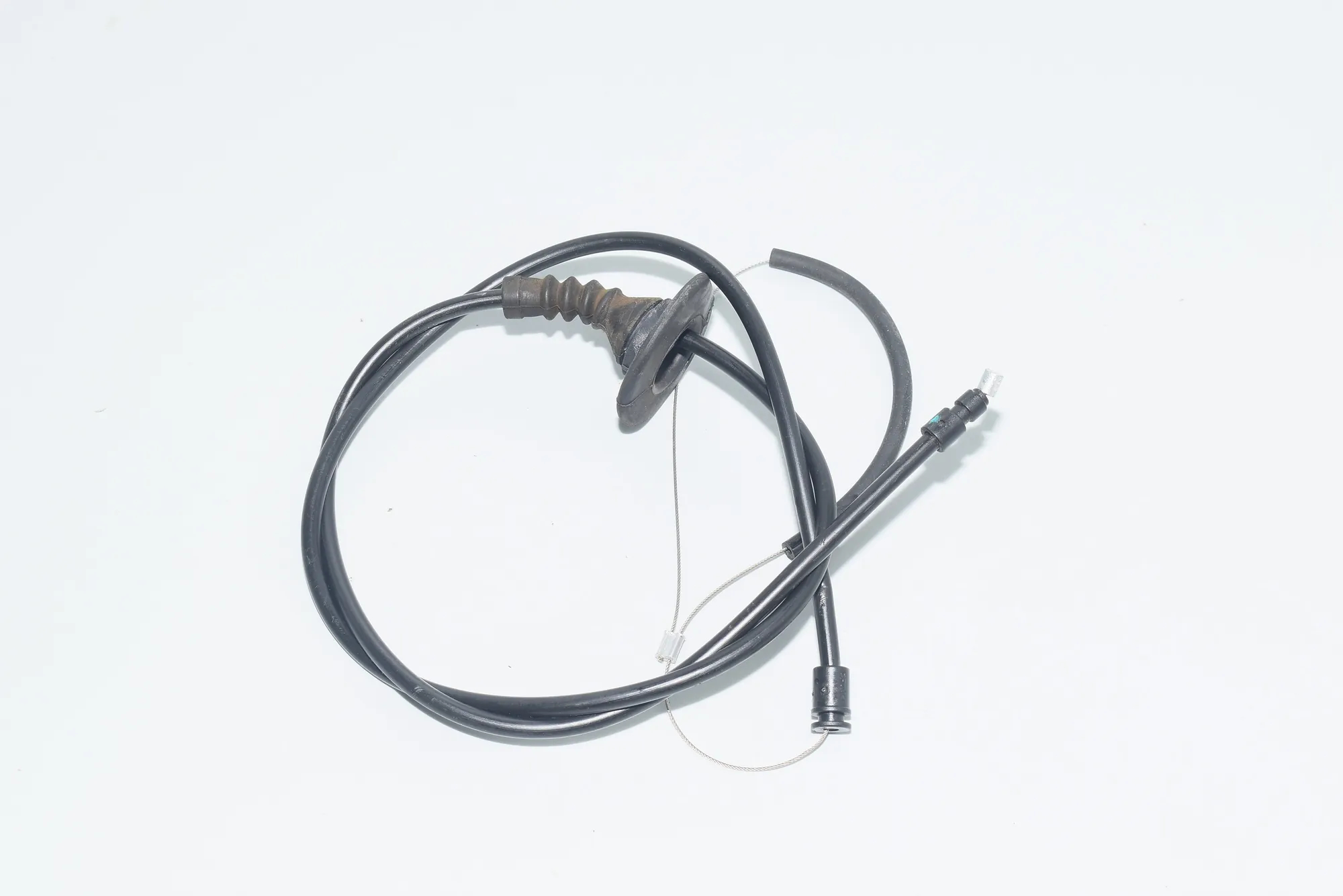 Bonnet Lock Cable – OEM 7299165 · BMW i3 (I01) Electric 2019 – 2