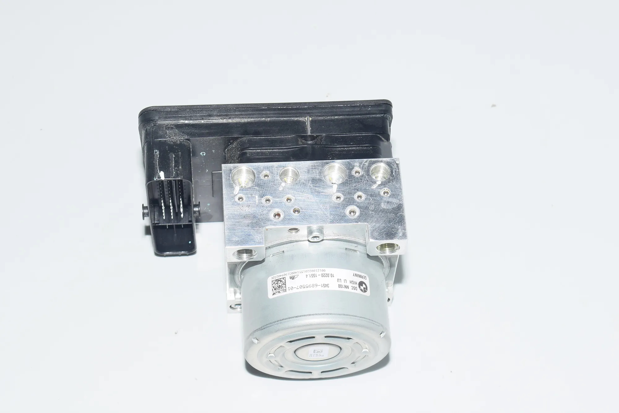 ABS Pump – OEM 6895507 · BMW i3 (I01) Electric 2019 – 2