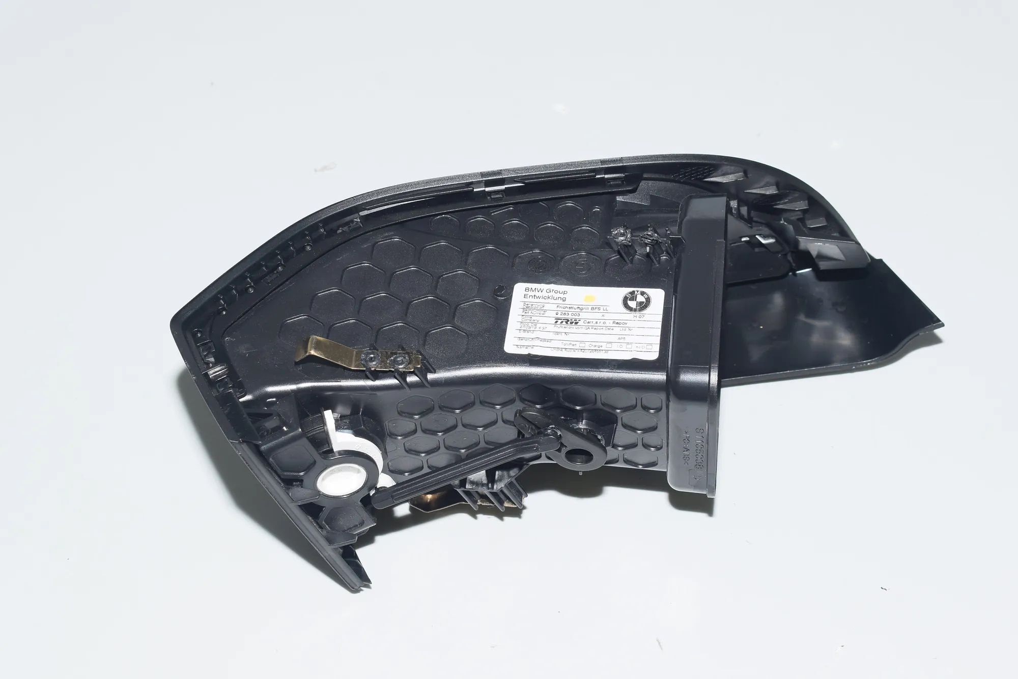 Dashboard Air Vents – OEM 9283003 · BMW i3 (I01) Electric 2019 – 3