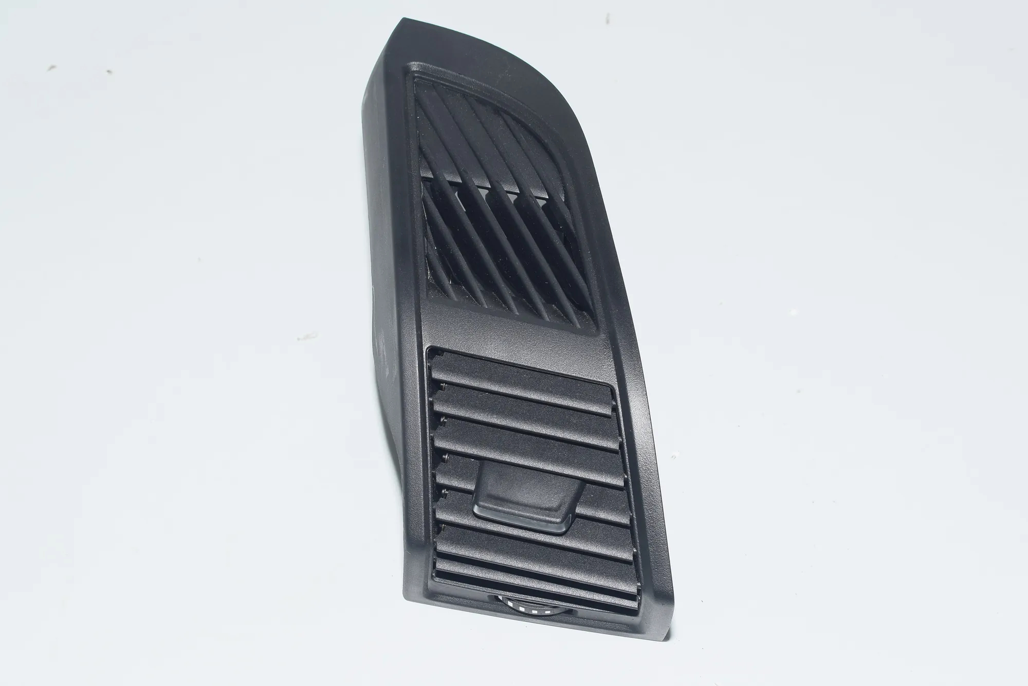 Dashboard Air Vents – OEM 9283003 · BMW i3 (I01) Electric 2019