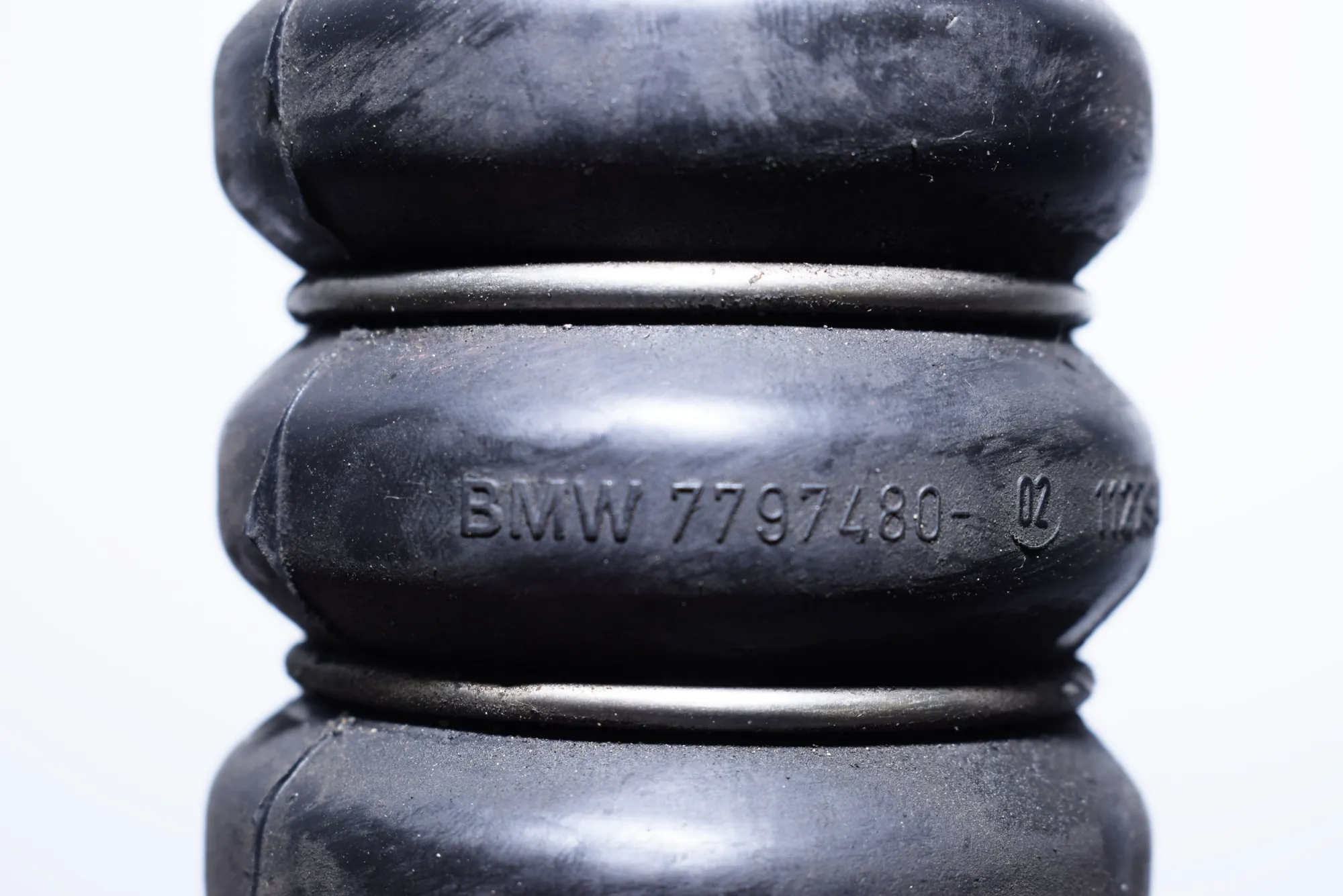Right Side Intercooler Hose – OEM 7797480 · BMW 1 (E81) 118 d 2008 – 5