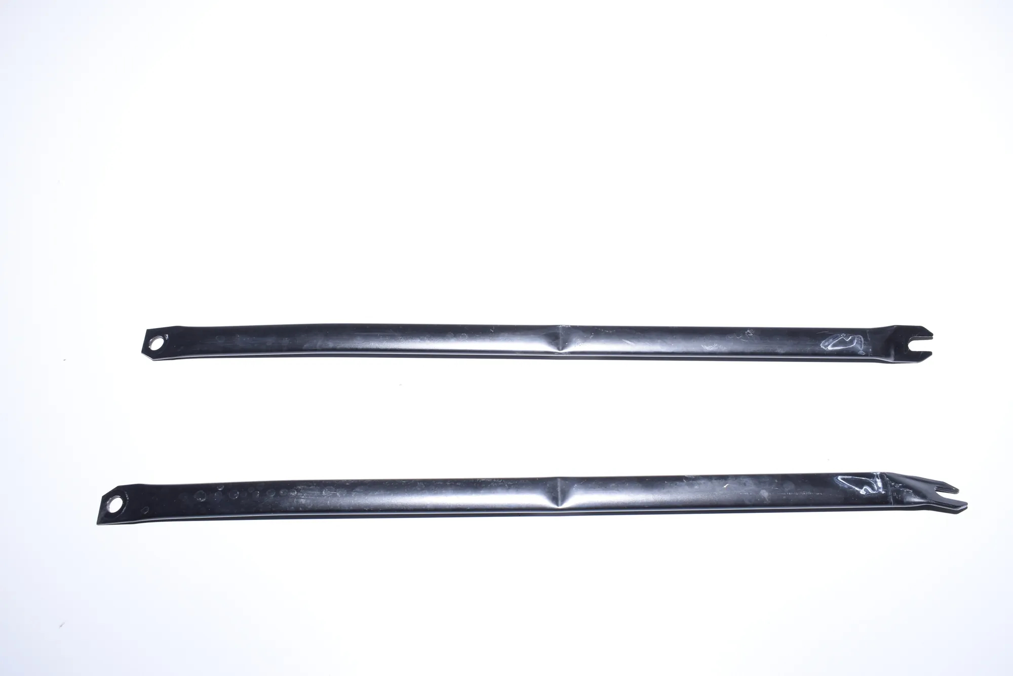 Other Engine Compartment Parts – OEM 764303 · BMW 1 (E81) 118 d 2008 – 3