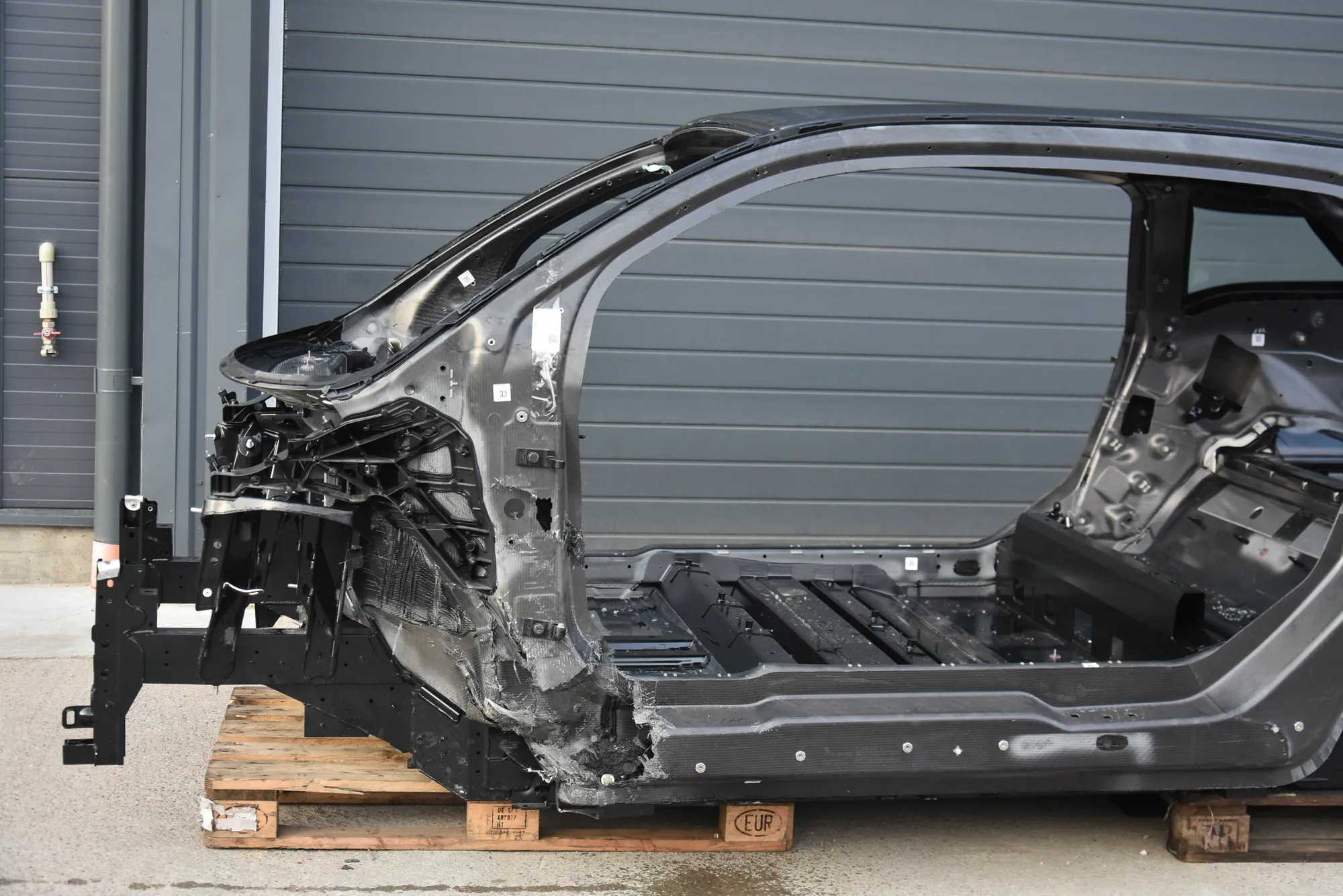 Vehicle Body · BMW i3 (I01) Electric 2019 – 8