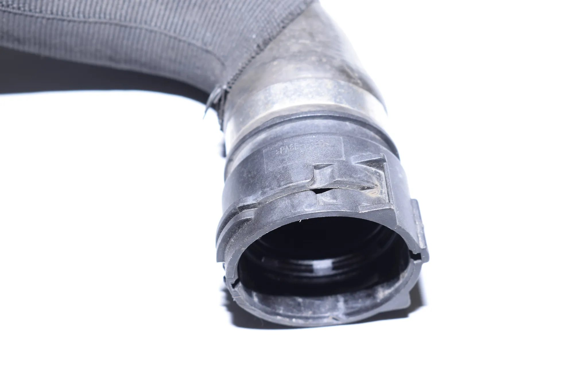 Left Side Intercooler Hose – OEM 7796870 · BMW 1 (E87) 120 d 2007 – 3