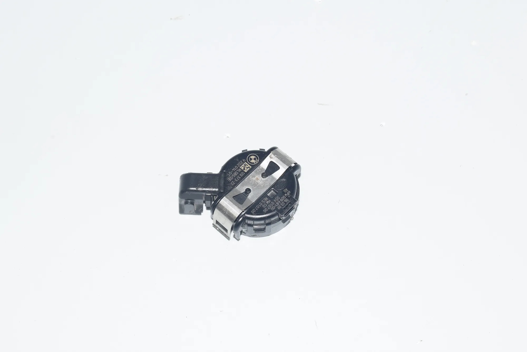 Rain Sensor – OEM 9202014 · BMW 7 (F01, F02) 730 d 2009 – 4