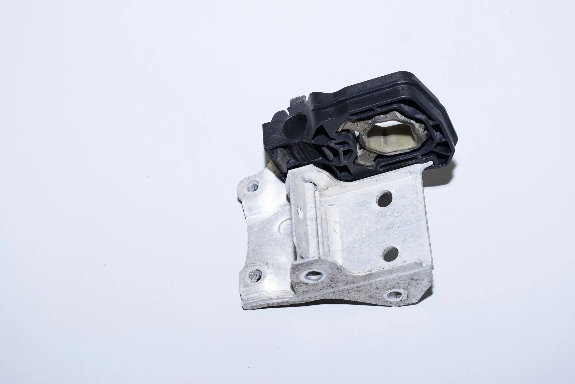Other Body Parts – OEM 7186513 · BMW 5 (F10) 520 d 2010 – 5