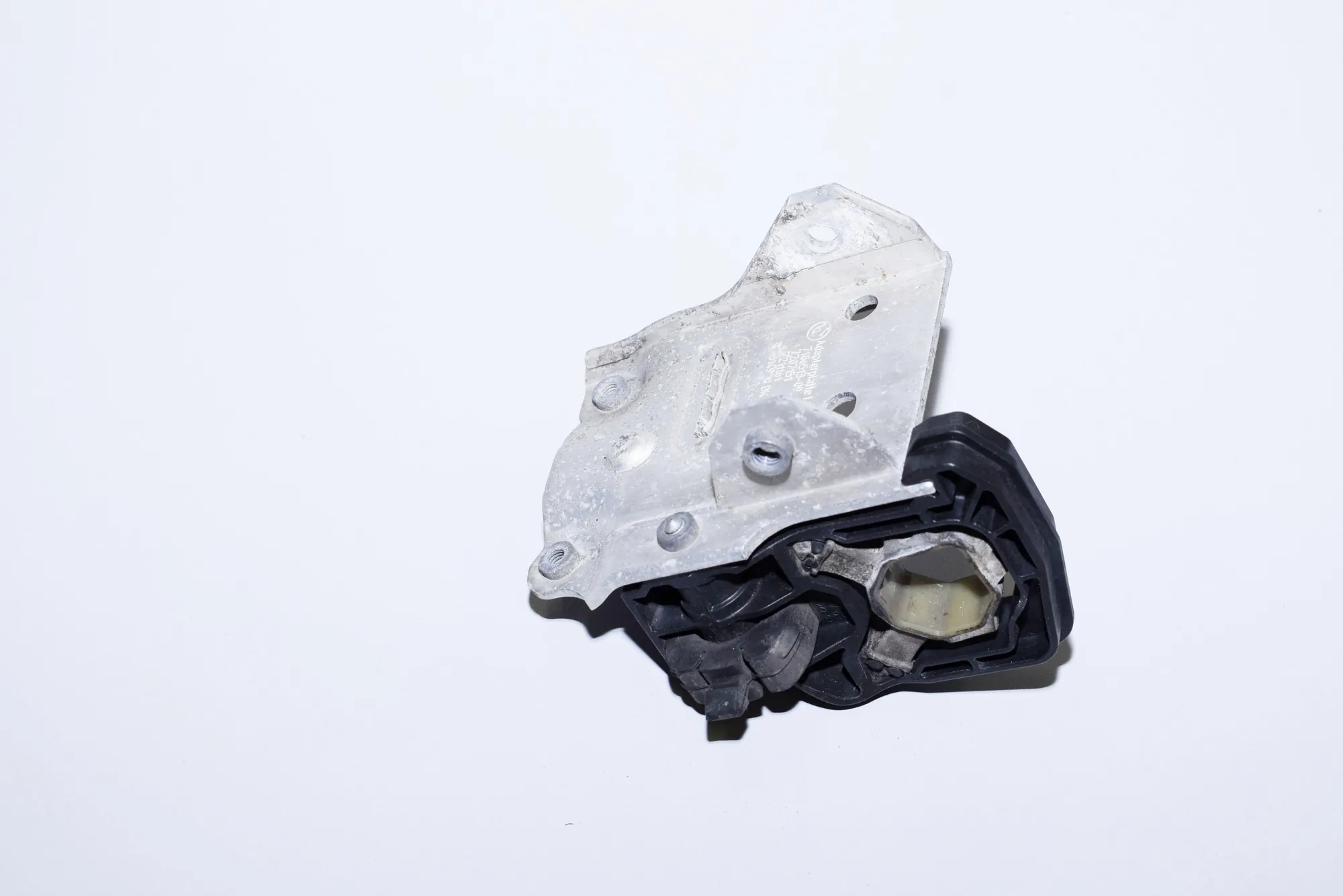 Other Body Parts – OEM 7186513 · BMW 5 (F10) 520 d 2010