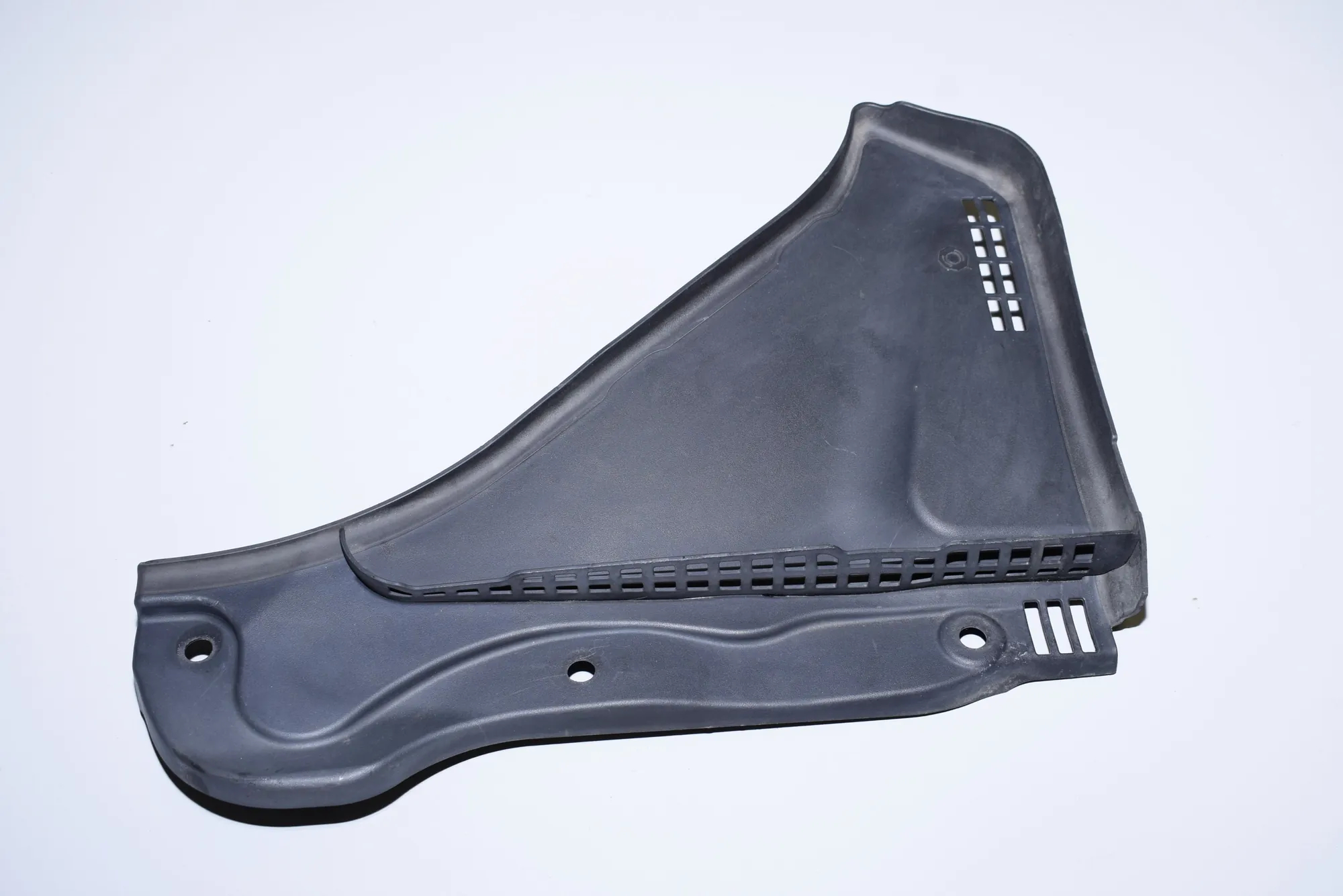 Other Trim Parts – OEM 7216978 · BMW 5 (F10) 520 d 2010 – 3