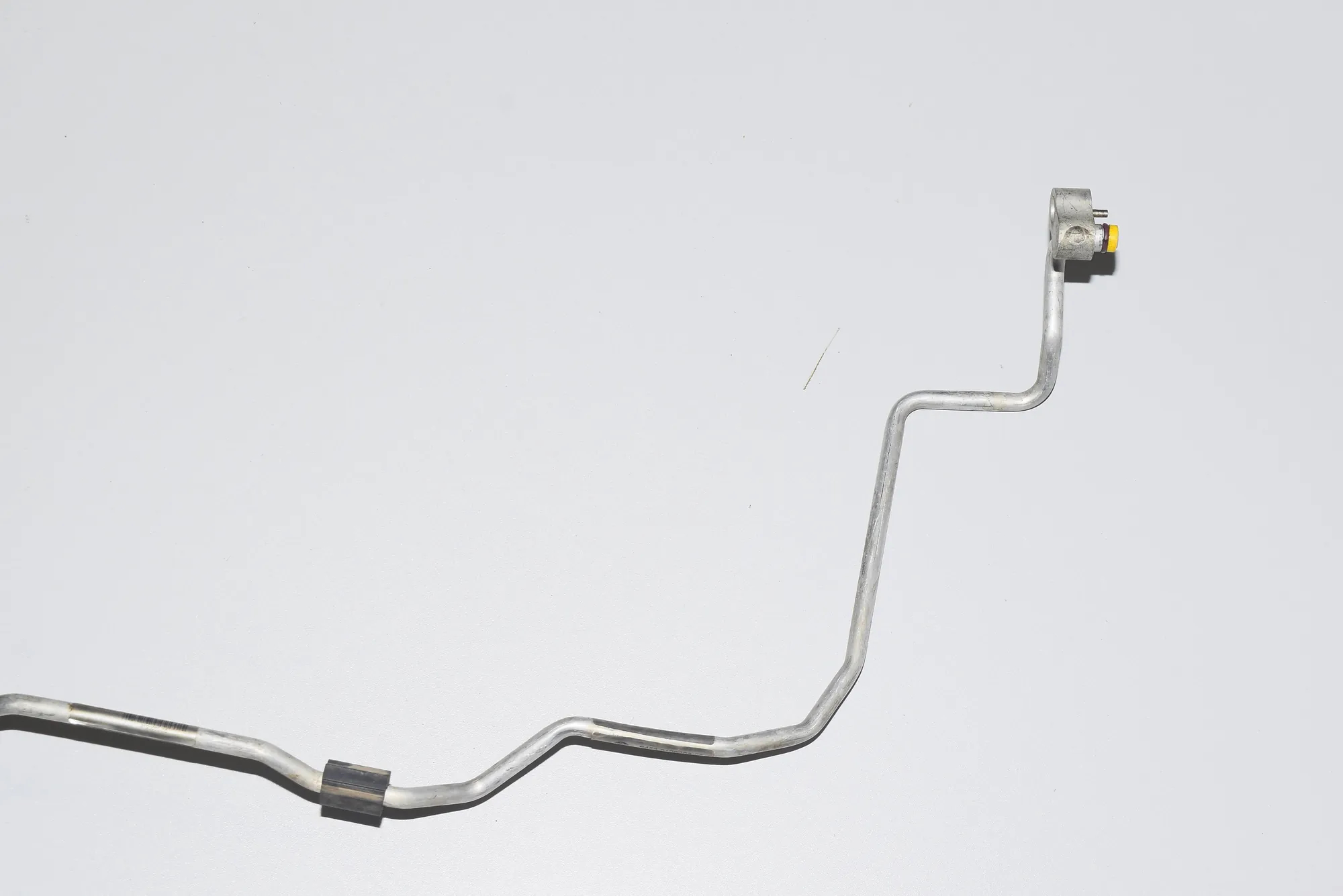 A/C Air Con Hose Pipe – OEM 9120003 · BMW 7 (F01, F02) BMW 7 (F01, F02) – 4
