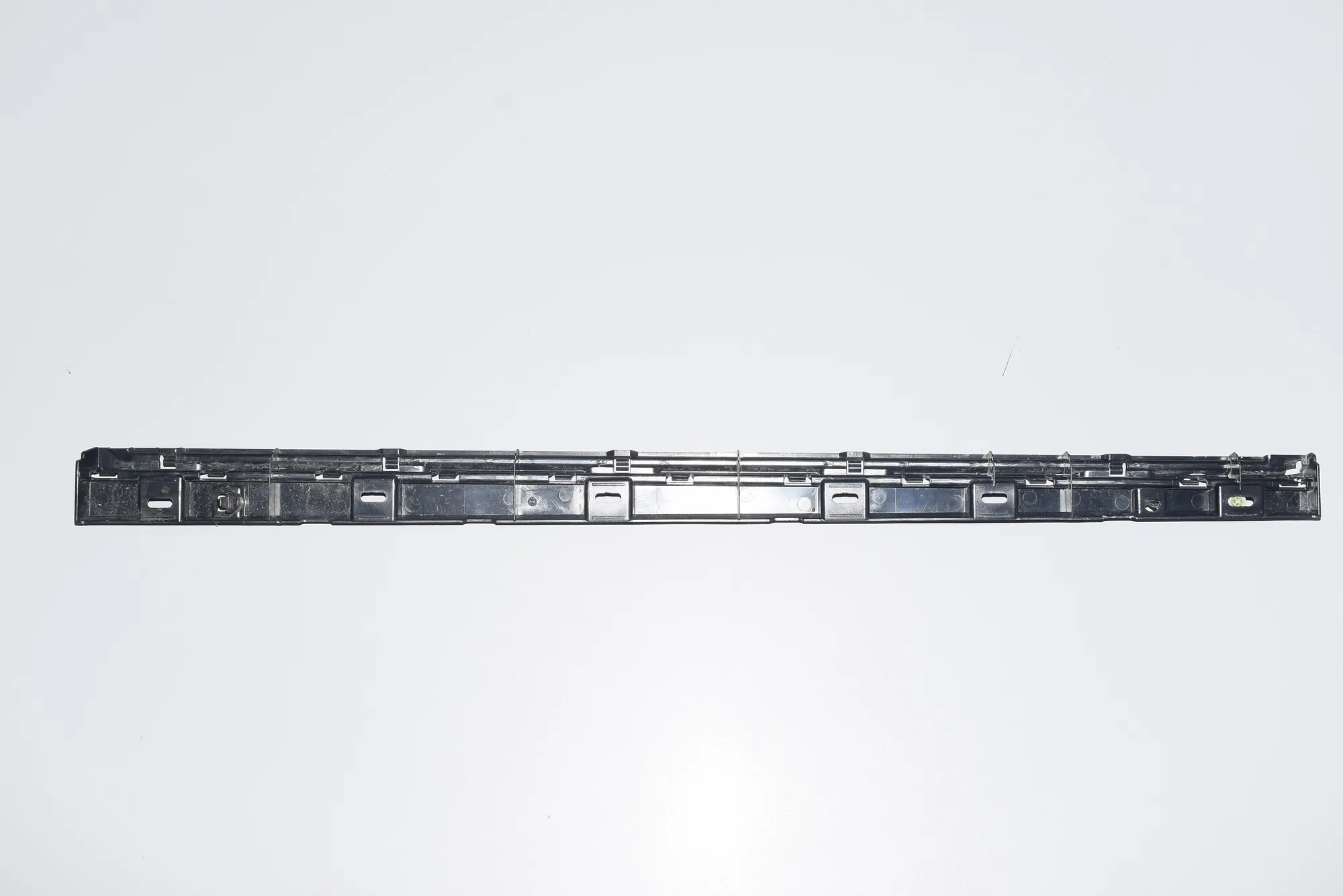 Other Body Parts – OEM 7187101 · BMW 7 (F01, F02) BMW 7 (F01, F02) 2011 – 3