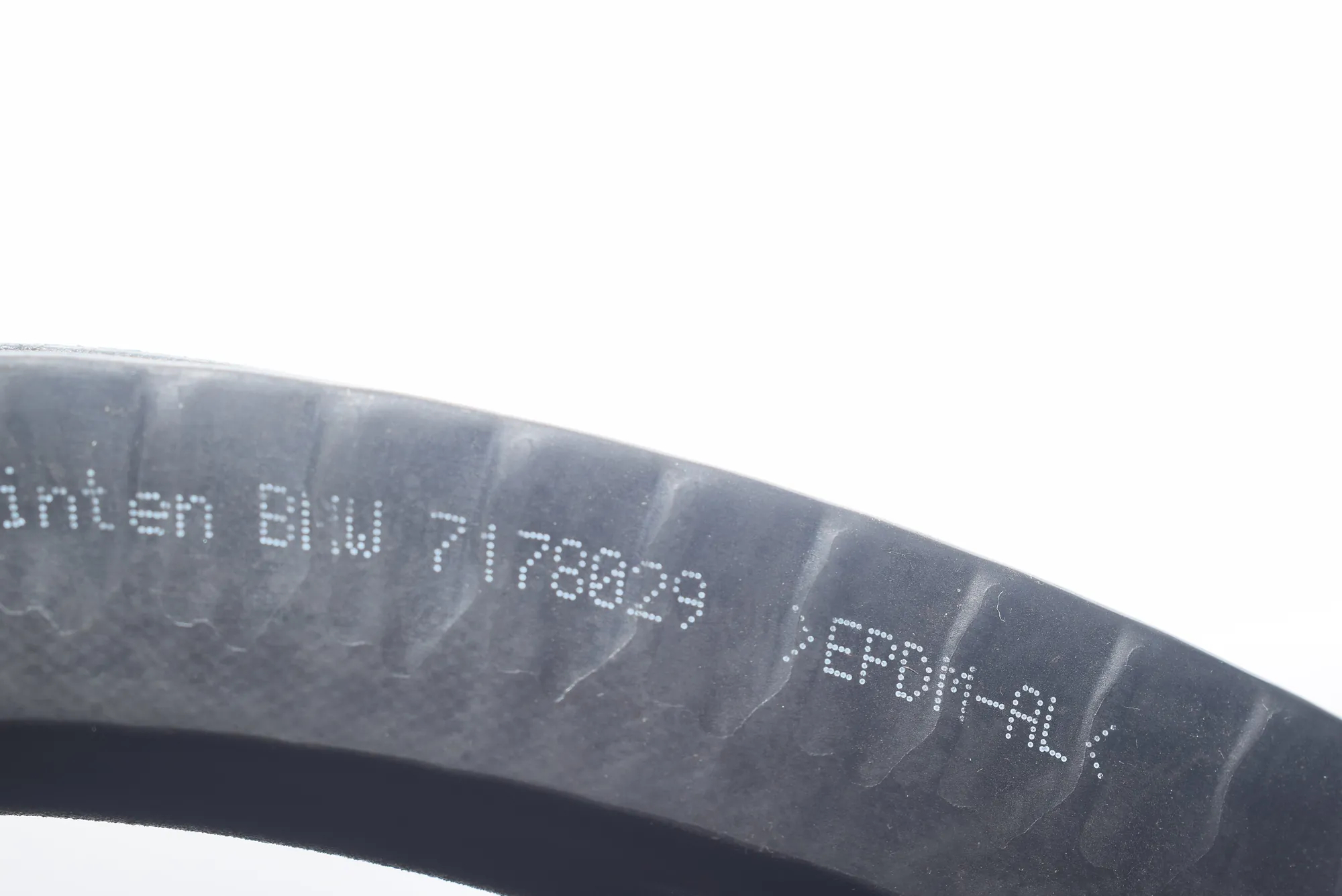 Rear Right Door Seal Rubber – OEM 7178029 · BMW 7 (F01, F02) BMW 7 (F01, F02) 2011 – 5