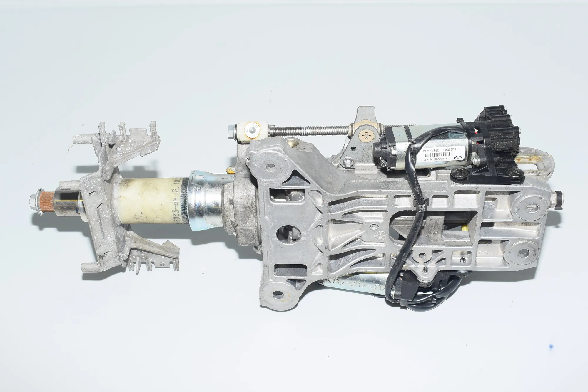 Steering Wheel Adjustment Mechanism – OEM 6787926 · BMW 7 (F01, F02) BMW 7 (F01, F02) 2011 – 3