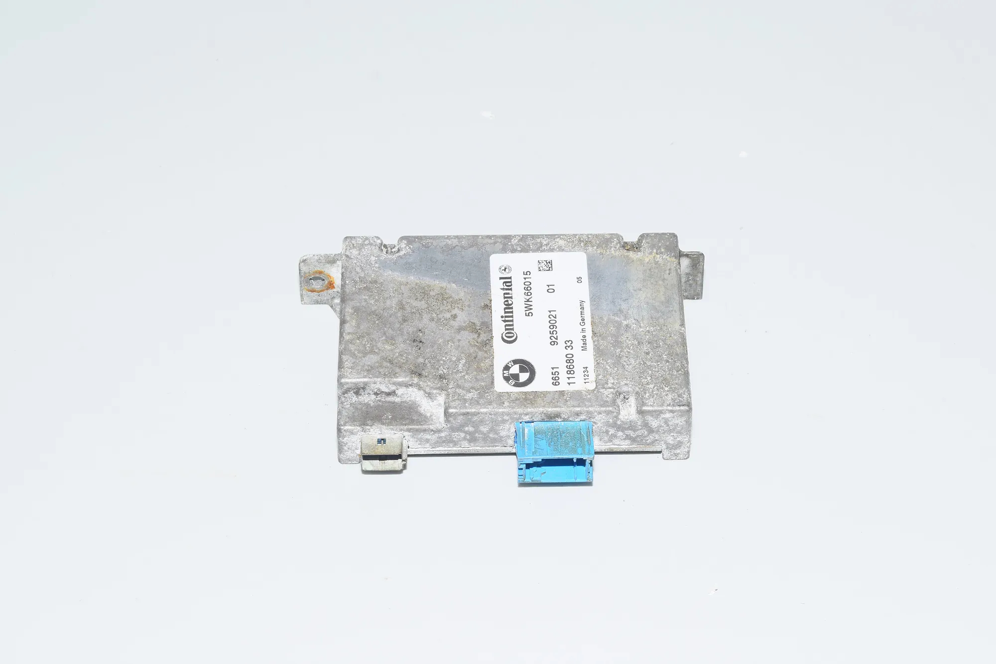 Camera Control Unit – OEM 9259021 · BMW 7 (F01, F02) BMW 7 (F01, F02) 2011 – 4
