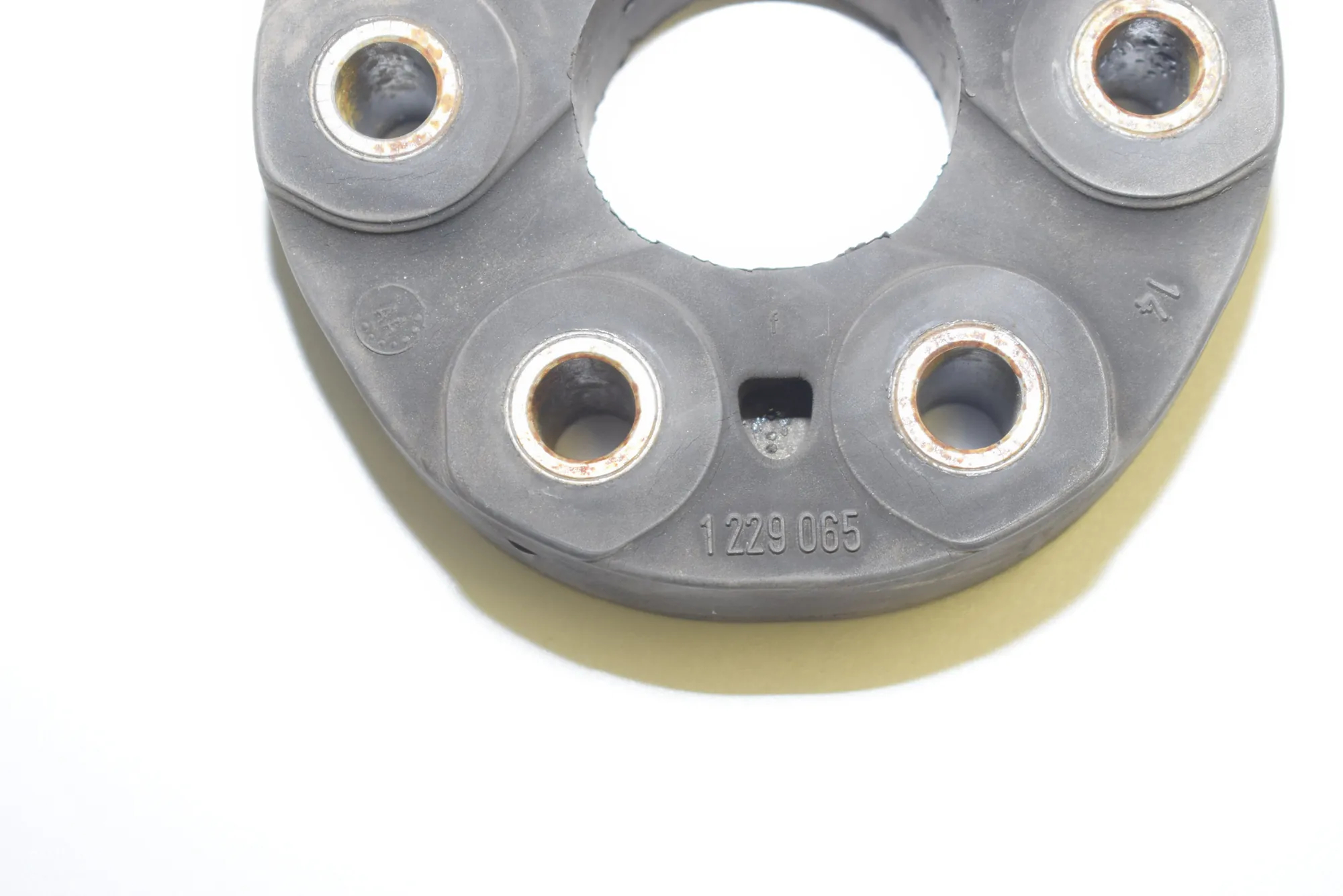 Propshaft Flange – OEM 1229065 · BMW 5 Touring (E39) 525 d 2001 – 6