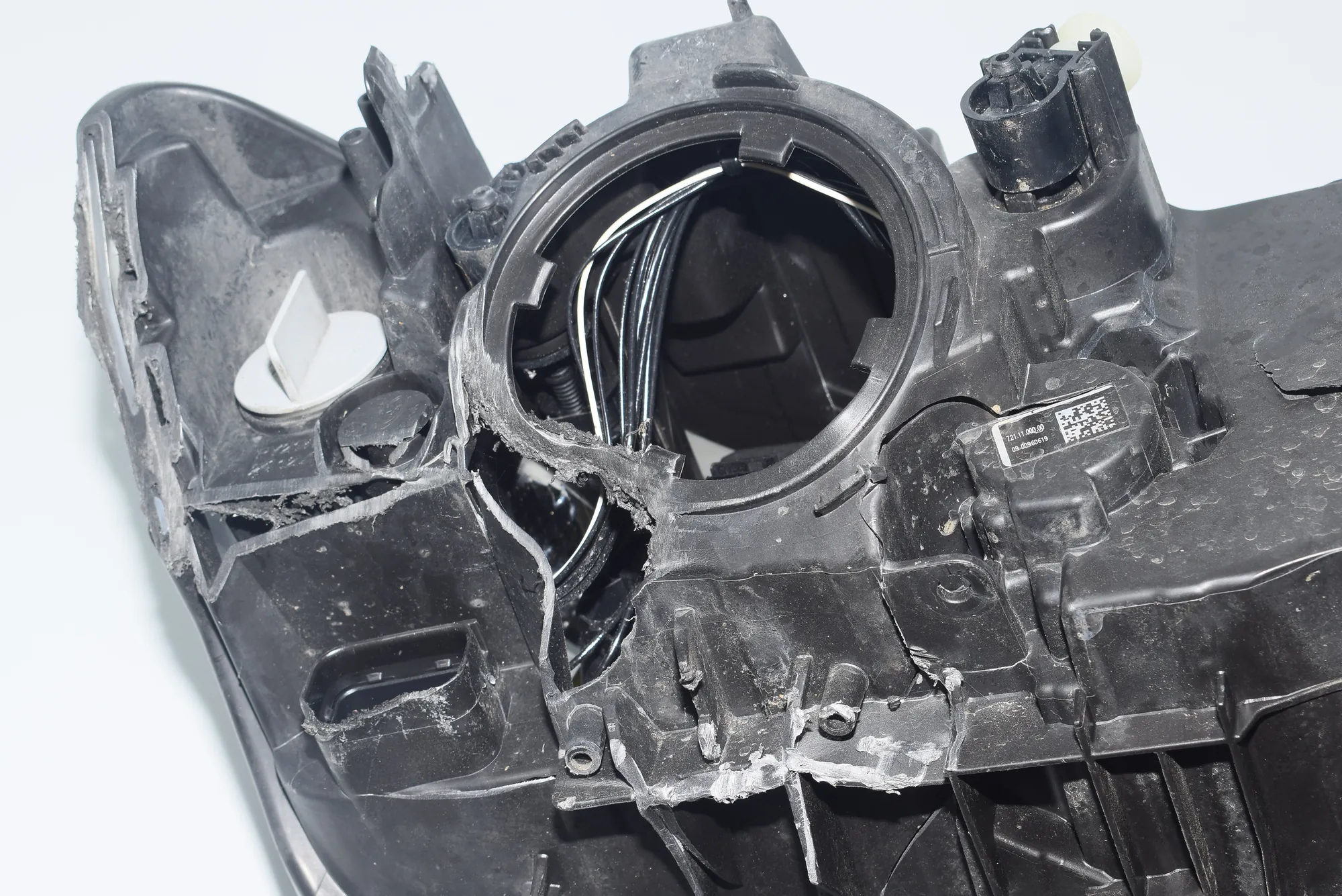 Front Left Headlight – OEM 7259539 · BMW 3 (F30, F80) 320 d Efficient Dynamics 2014 – 4