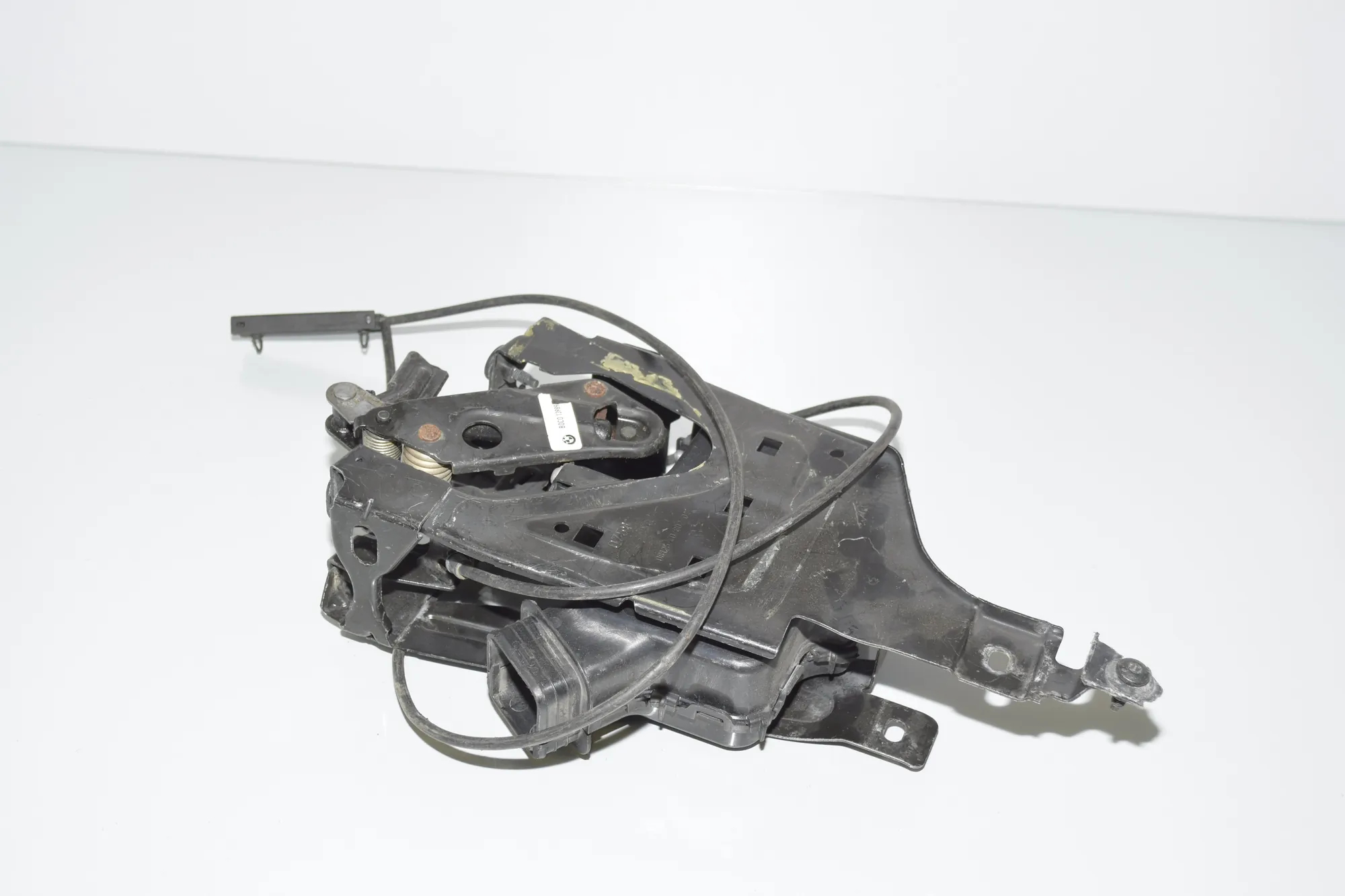 Bonnet Lock – OEM 139896 · BMW 7 (F01, F02) BMW 7 (F01, F02) 730 d 2008