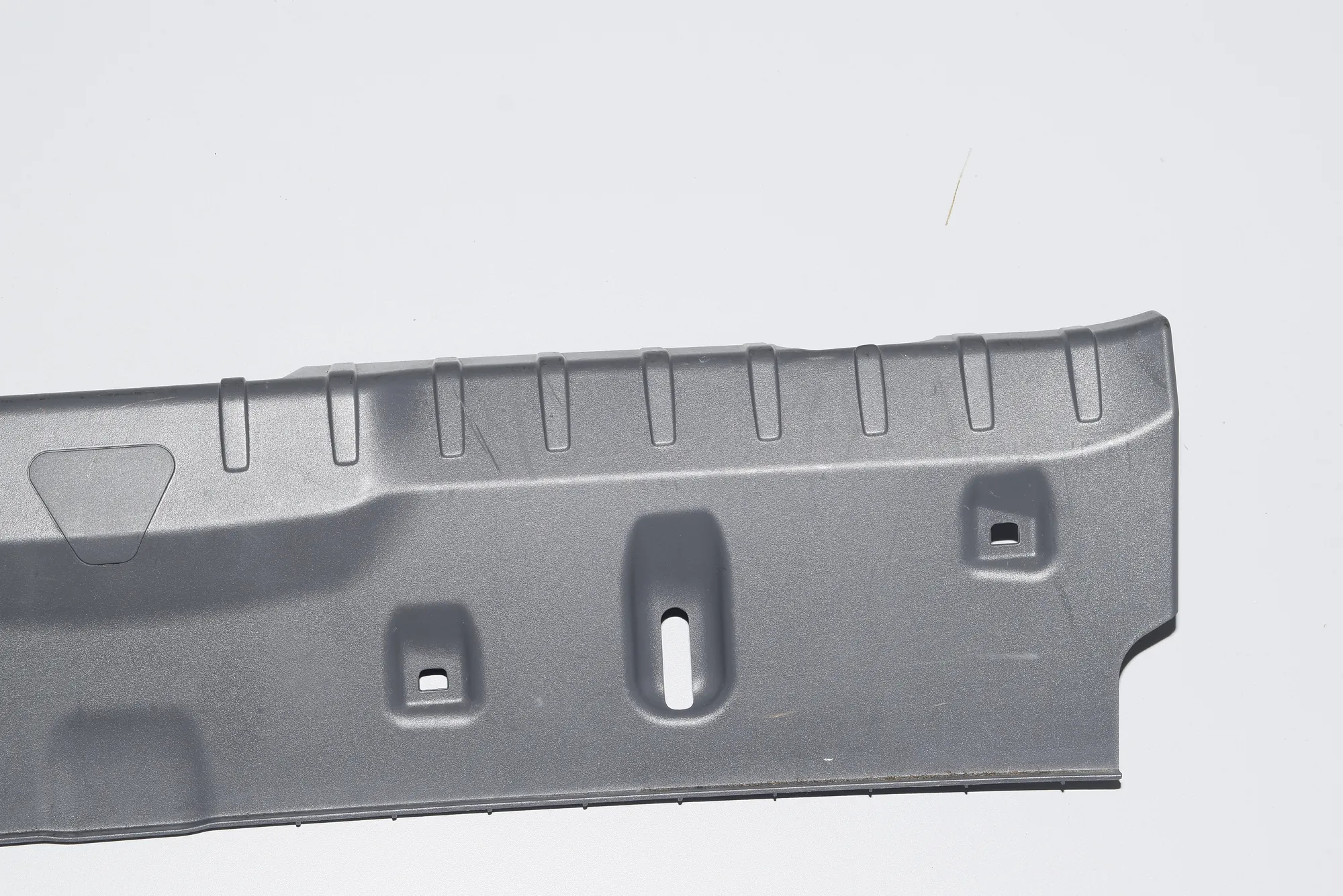 Trunk Boot Lock Trim – OEM 9113340 · BMW 7 (F01, F02) 750 d xDrive 2013 – 4