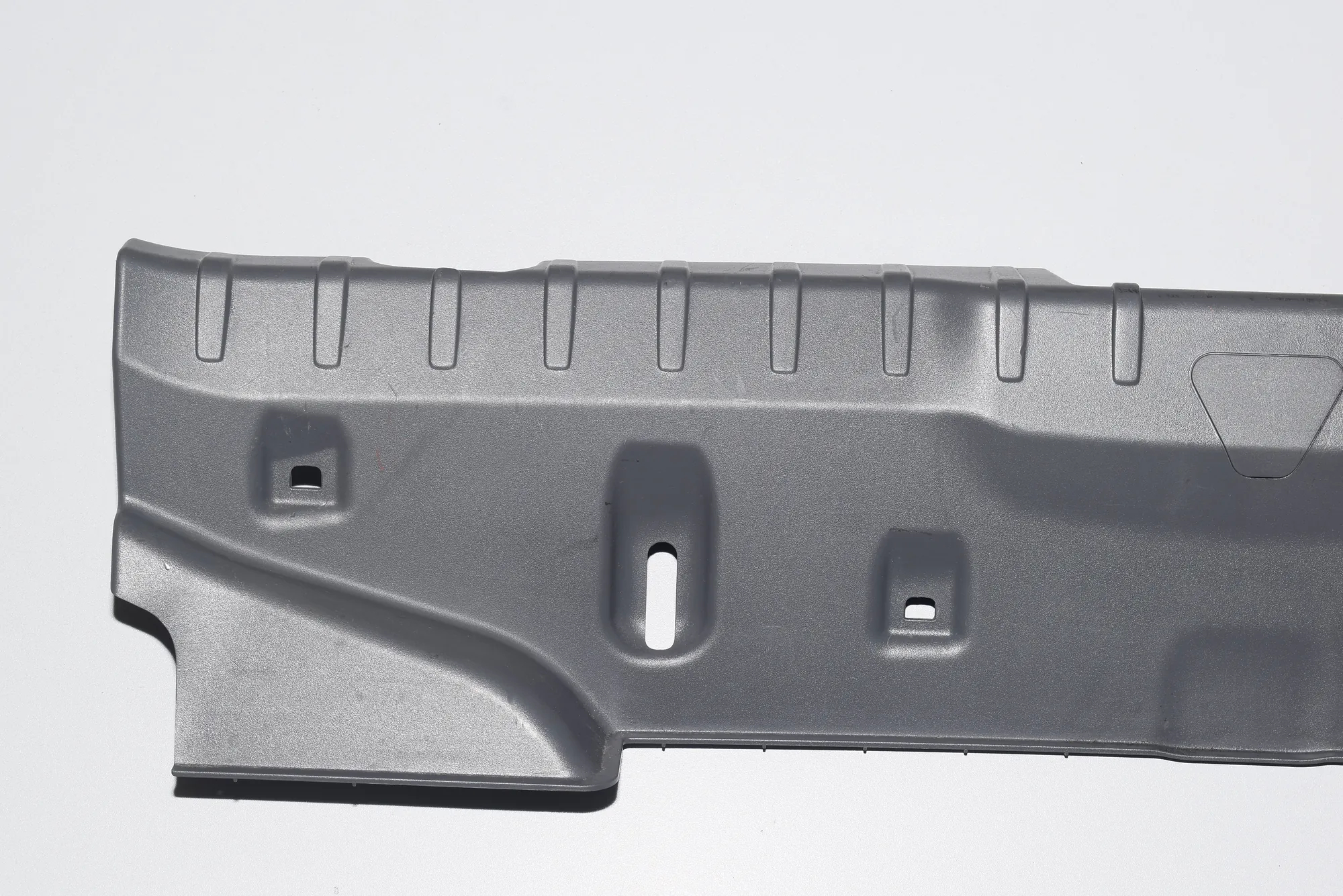 Trunk Boot Lock Trim – OEM 9113340 · BMW 7 (F01, F02) 750 d xDrive 2013 – 2