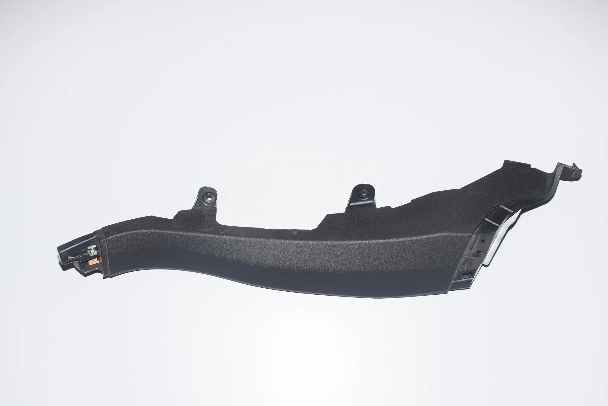 Rear Left Pillar Trim – OEM 9112885 · BMW 7 (F01, F02) 750 d xDrive 2013