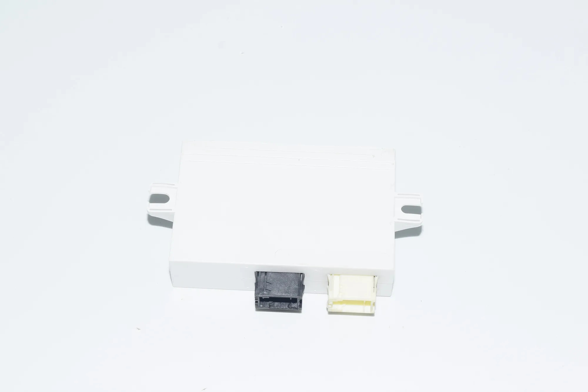 PDC Parking Sensor Control Unit – OEM 6904023 · BMW 5 Touring (E39) 525 d 2000 – 3
