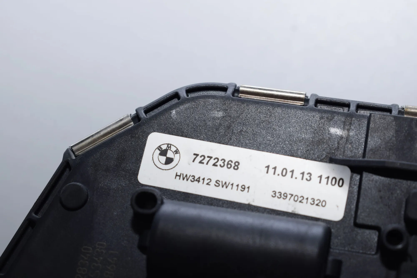 Front Windshield Wiper Mechanism – OEM 7272452 · BMW 7 7 (F01, F02) (2008 - 2015) 730 d (2008 - 2012, 3.0 L, 180 kW) 2011 – 6