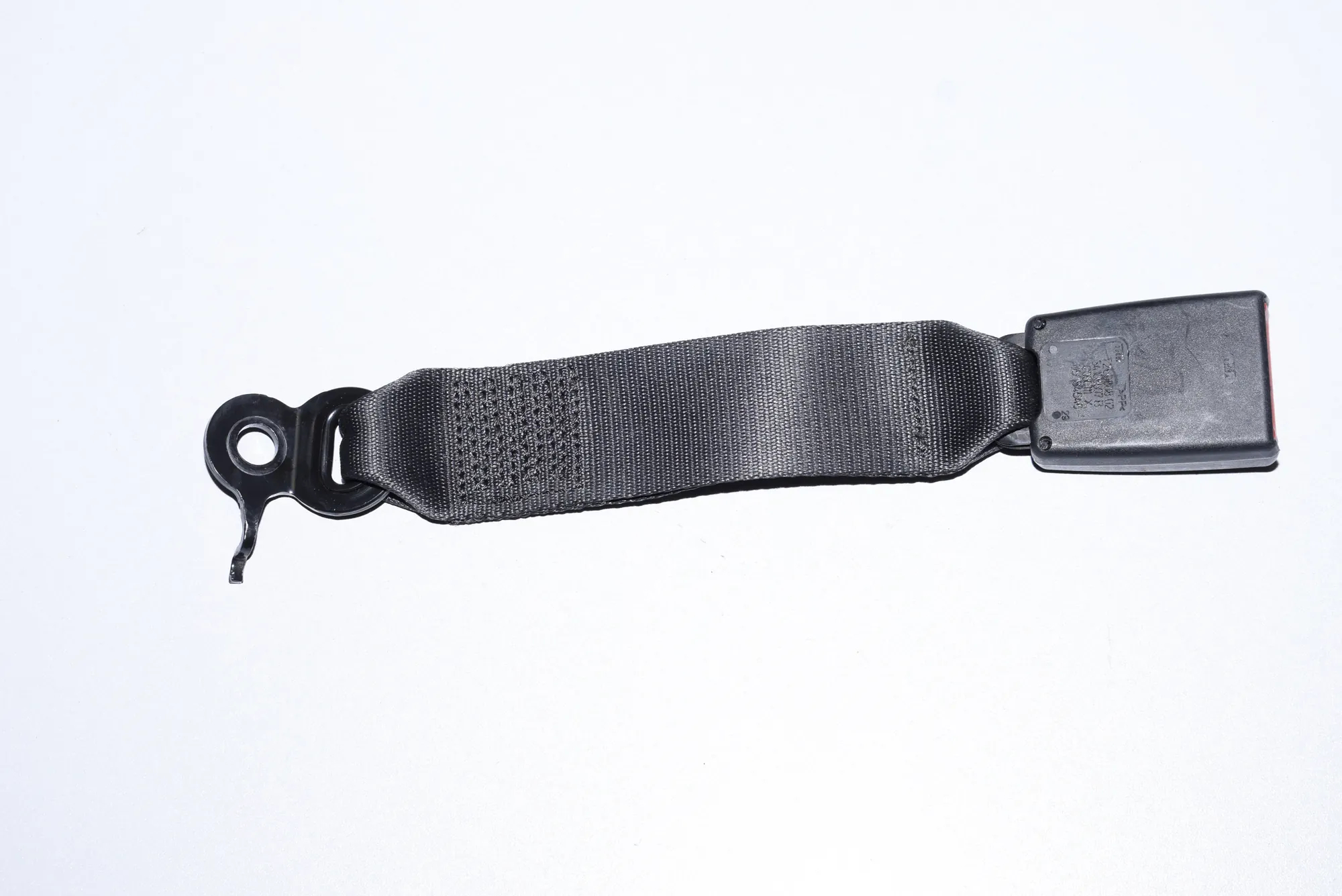 Rear Middle Seat Buckle – OEM 7269508 · BMW 7 (F01, F02) 730 d 2011
