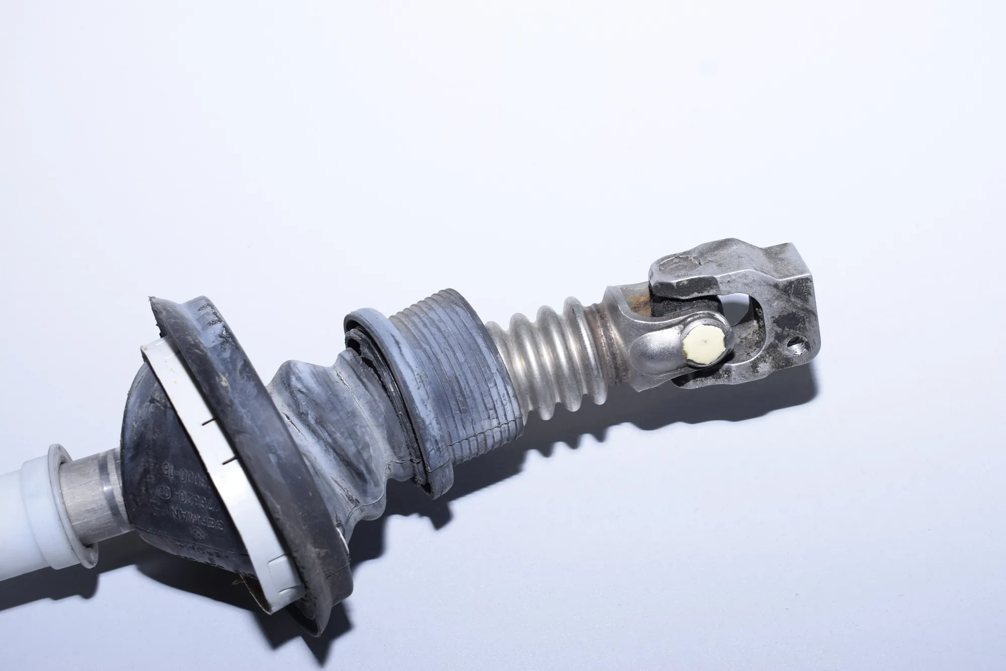 Steering Column Shaft Joint – OEM 6776320 · BMW 7 (F01, F02) 730 d 2011 – 6