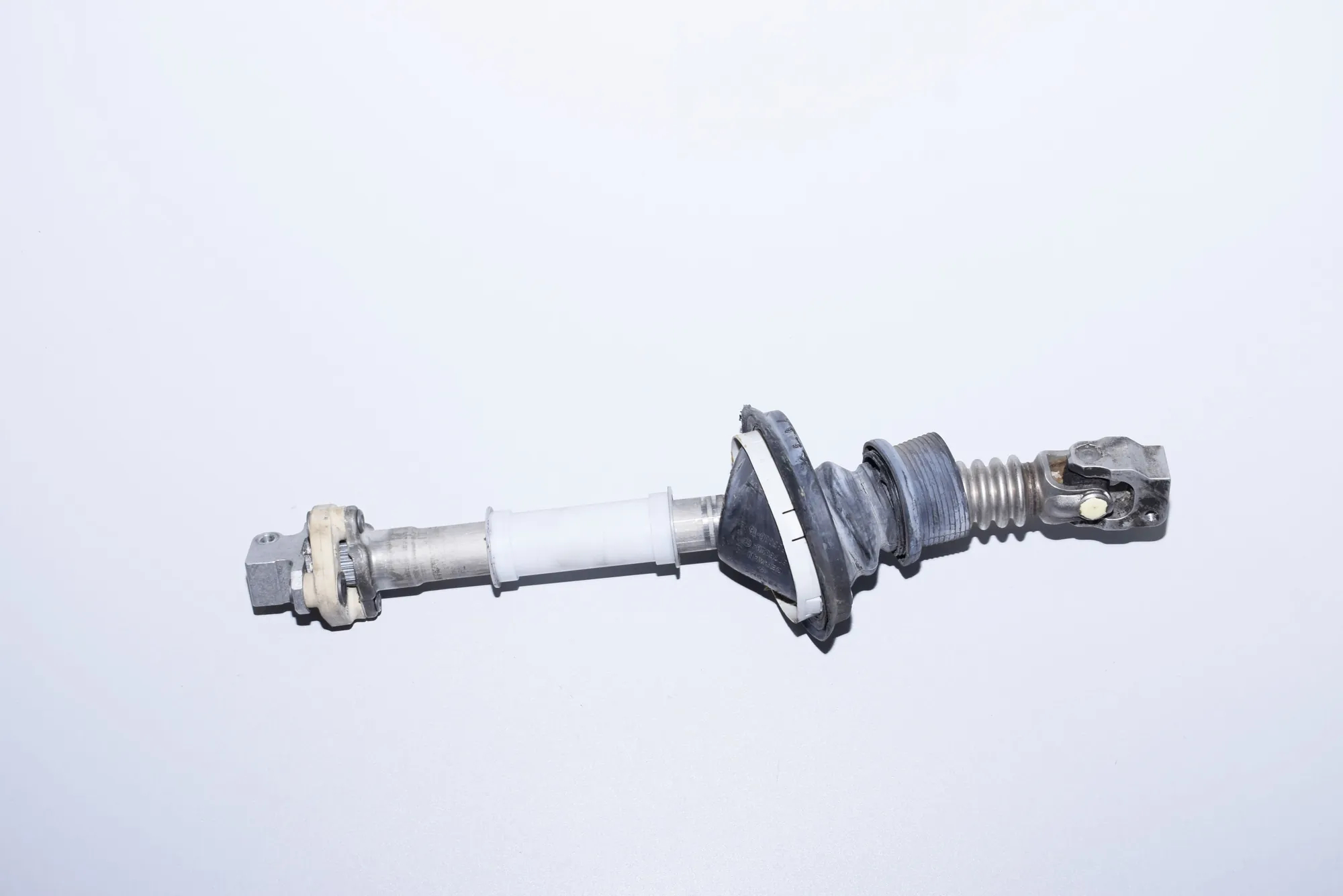 Steering Column Shaft Joint – OEM 6776320 · BMW 7 (F01, F02) 730 d 2011