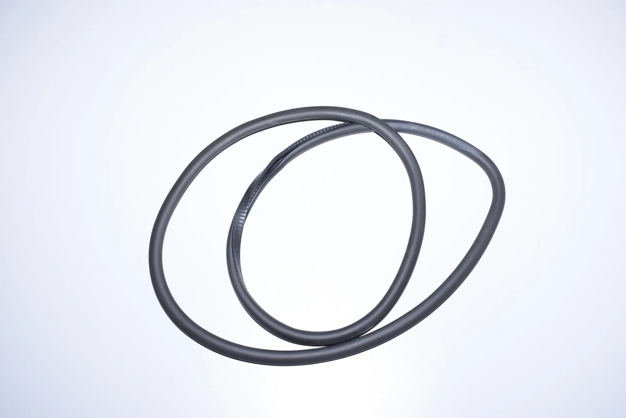 Front Left Door Seal Rubber – OEM 7177999 · BMW 7 (F01, F02) 730 d 2011 – 4