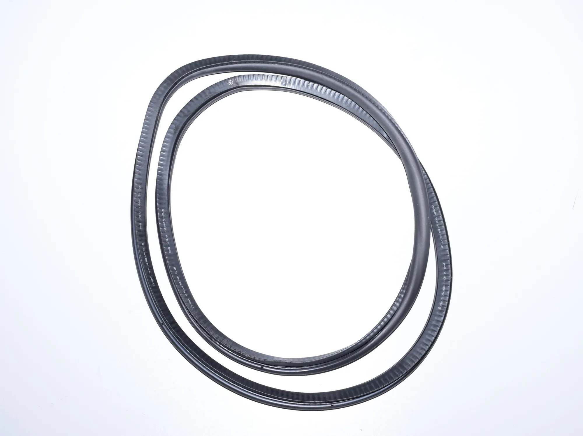 Front Left Door Seal Rubber – OEM 7177999 · BMW 7 (F01, F02) 730 d 2011