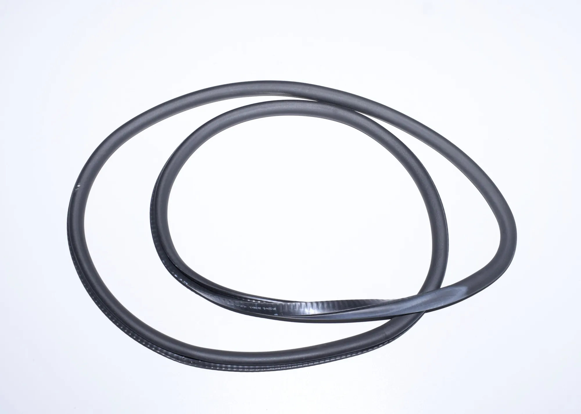 Front Right Door Seal Rubber – OEM 7177999 · BMW 7 (F01, F02) 730 d 2011 – 2