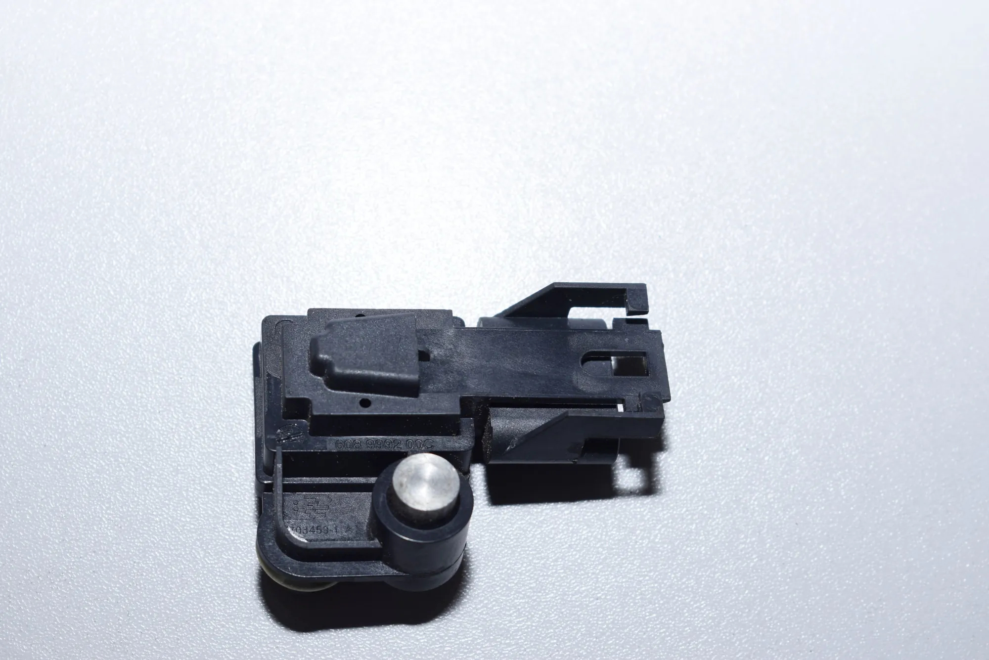 Front Right Impact Sensor – OEM 9159311 · BMW 7 (F01, F02) 730 d 2011