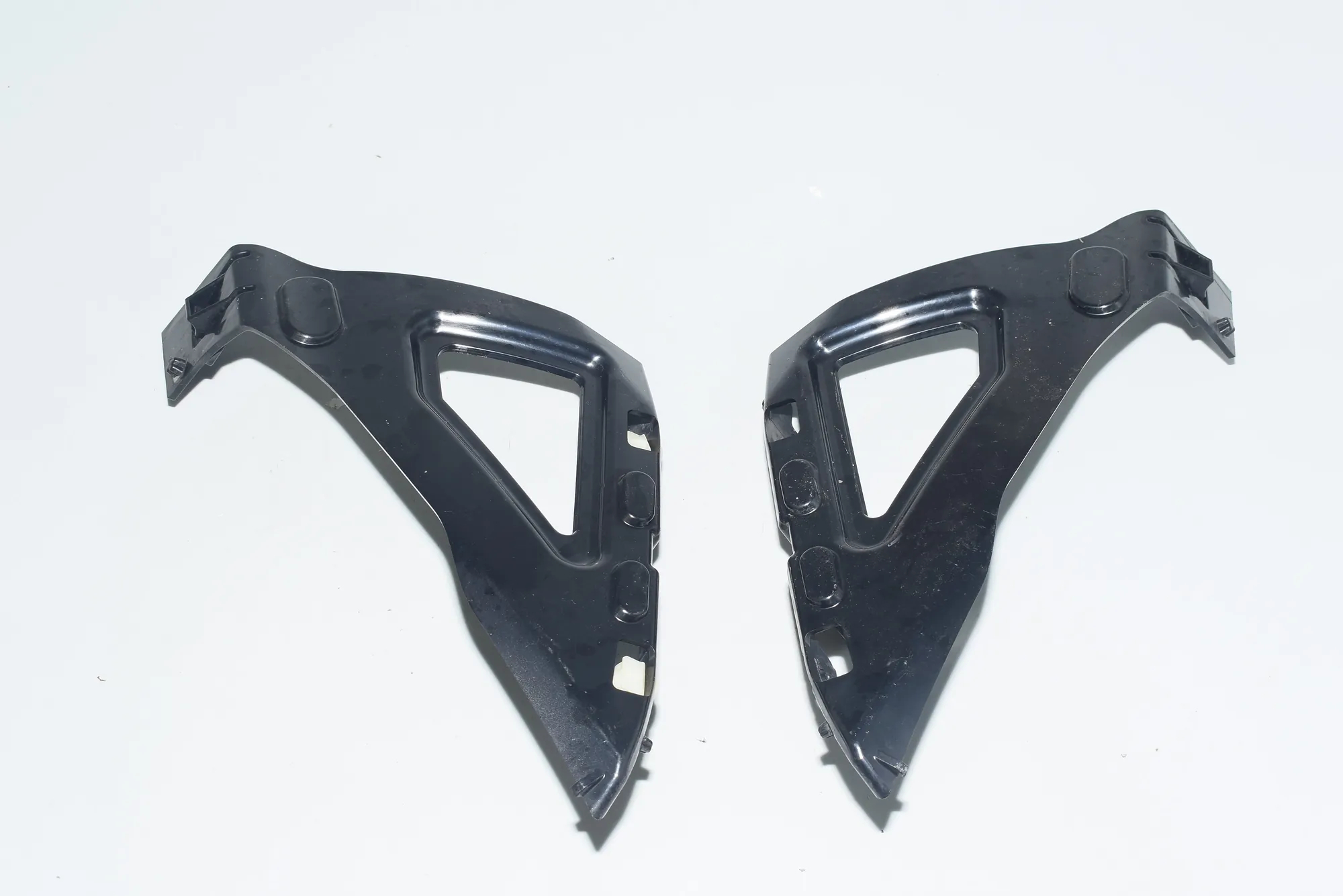 Other Trim Parts – OEM 7357202 · BMW 7 (G11, G12) BMW 7 (G11, G12) M 760 Li xDrive 2016 – 2