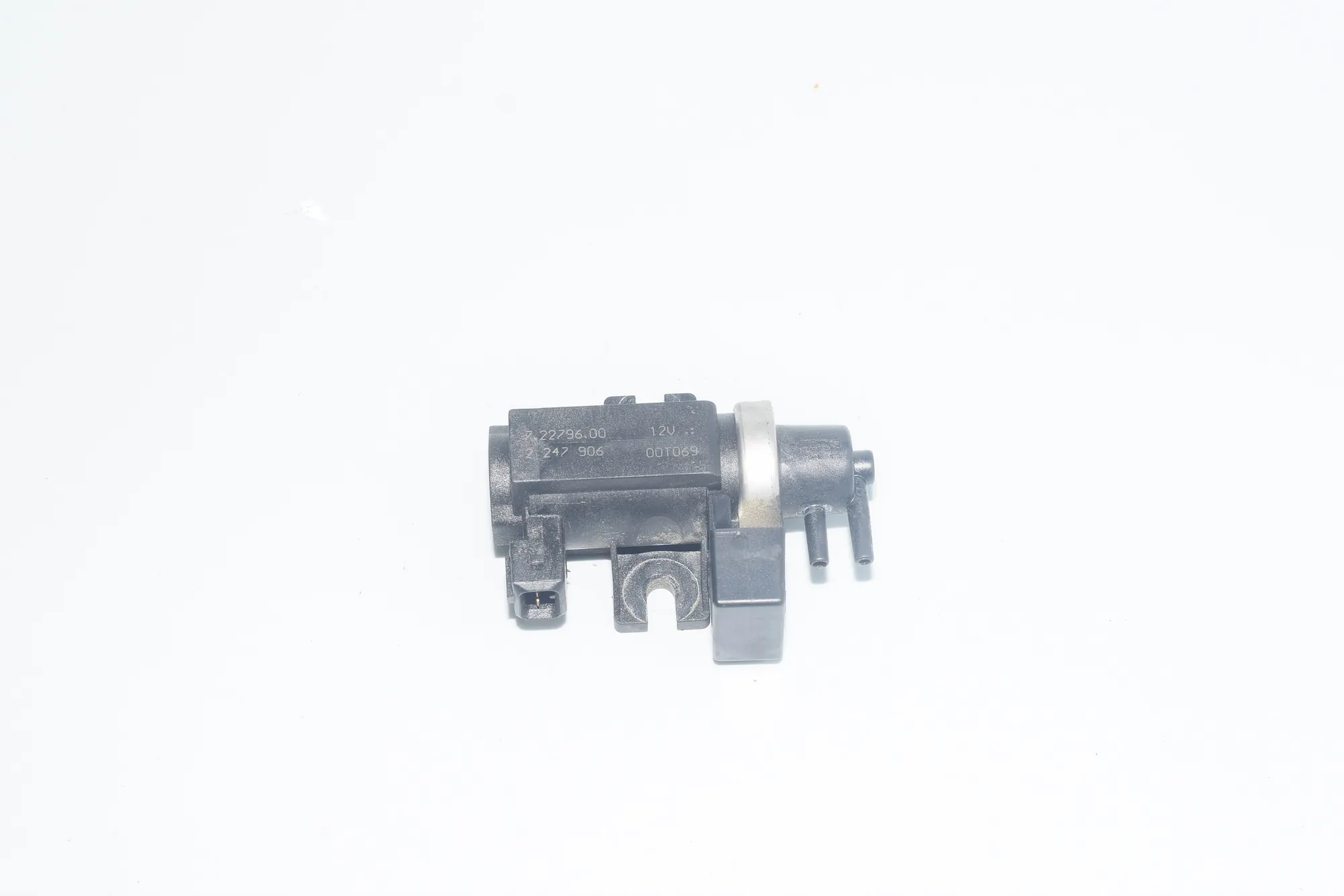 Solenoid Valve – OEM 2247906 · BMW 5 Touring (E39) 530 d 2000