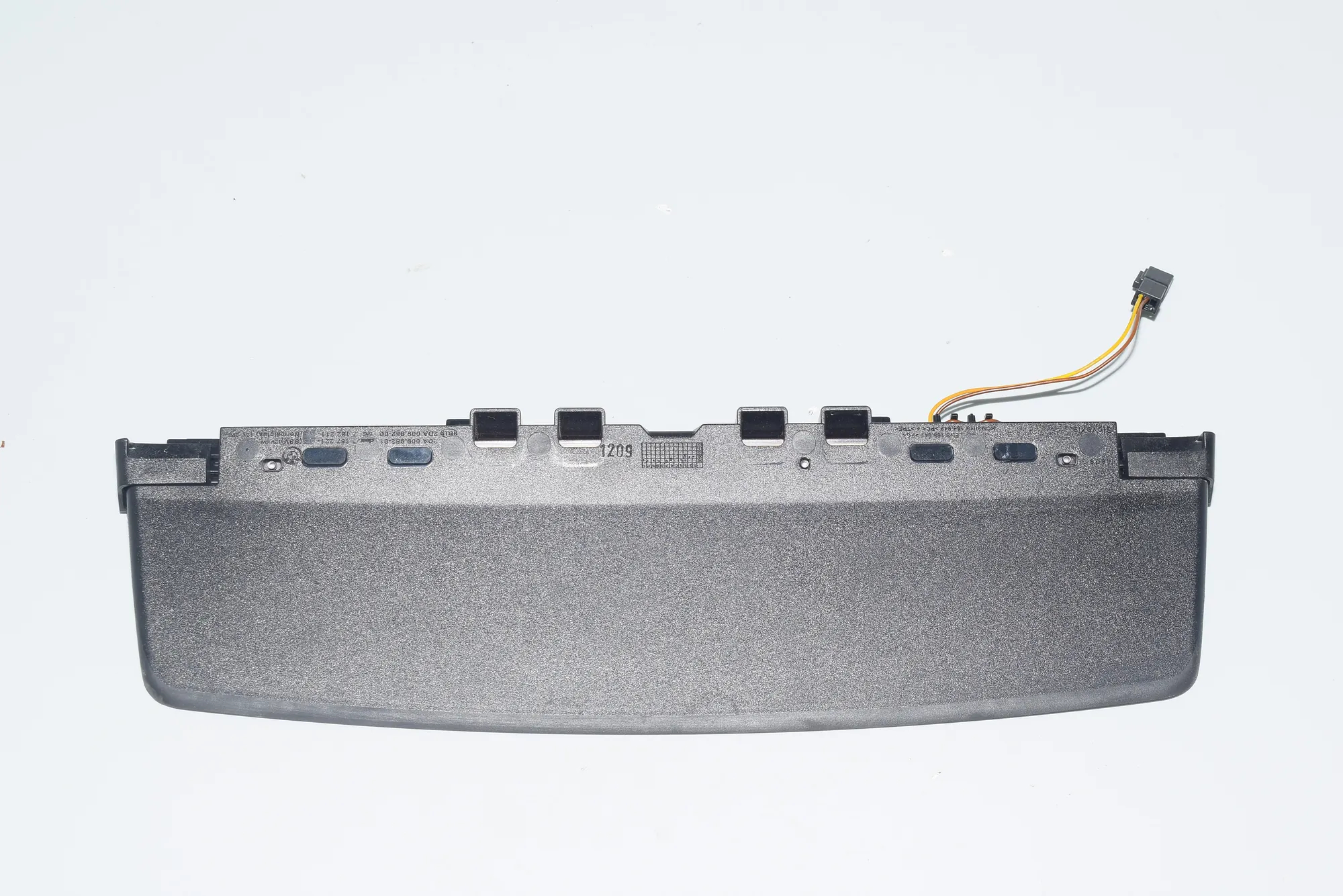 Rear Third Brake Stop Light – OEM 7182211 · BMW 7 (F01, F02) 730 d 2009 – 2