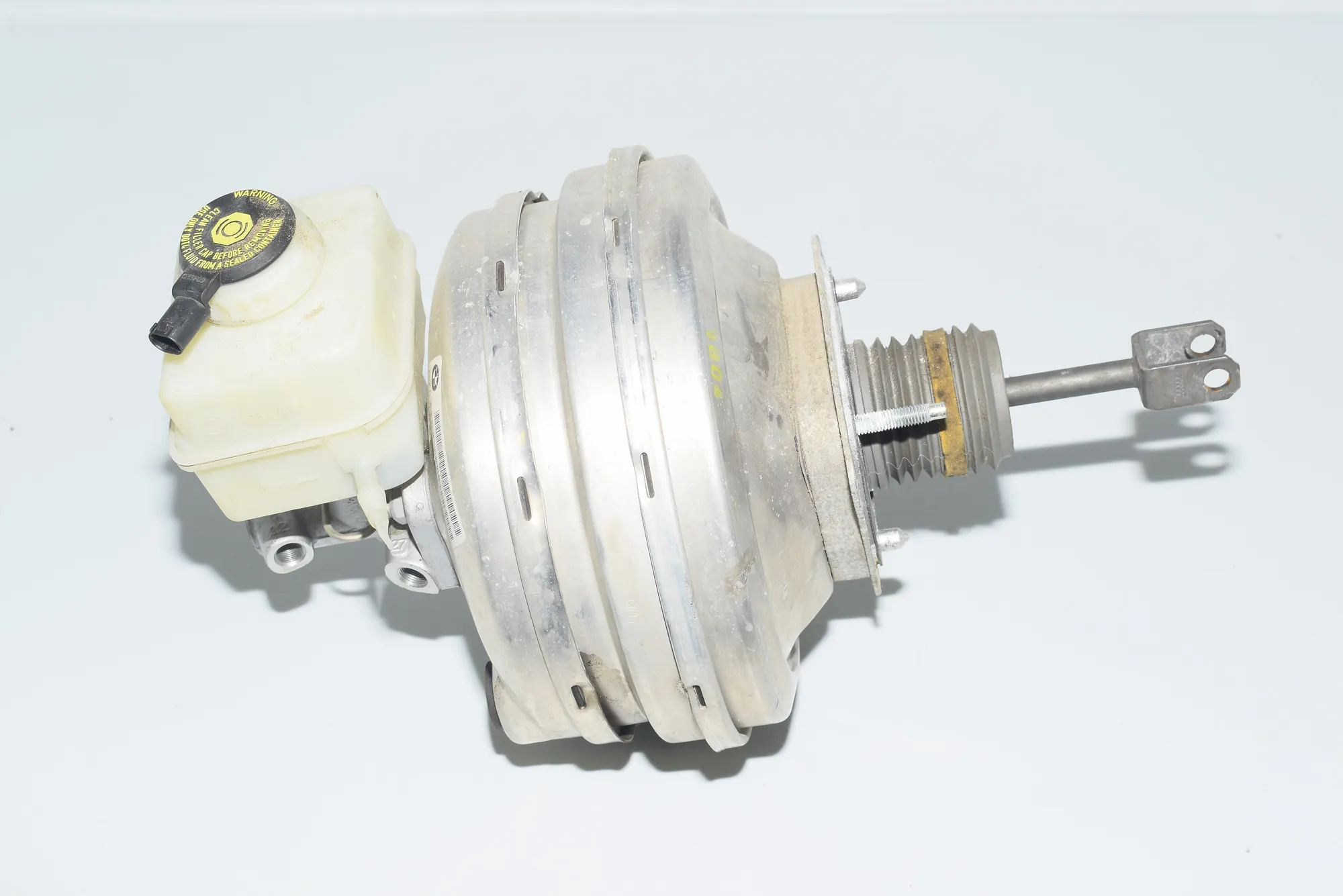 Brake Servo Booster – OEM 6785394 · BMW 7 (F01, F02) 730 d 2009 – 3