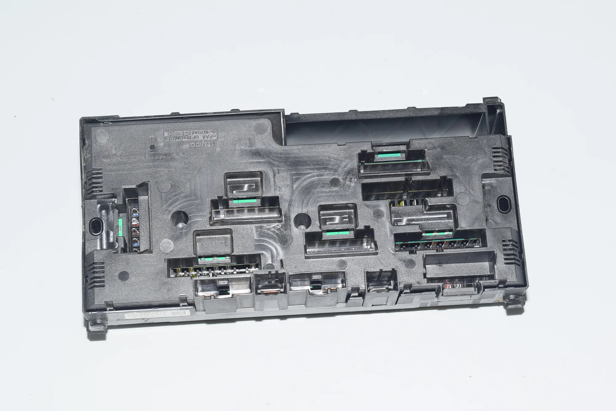 Fuse Box – OEM 9151320 · BMW 7 (F01, F02) 730 d 2009 – 3