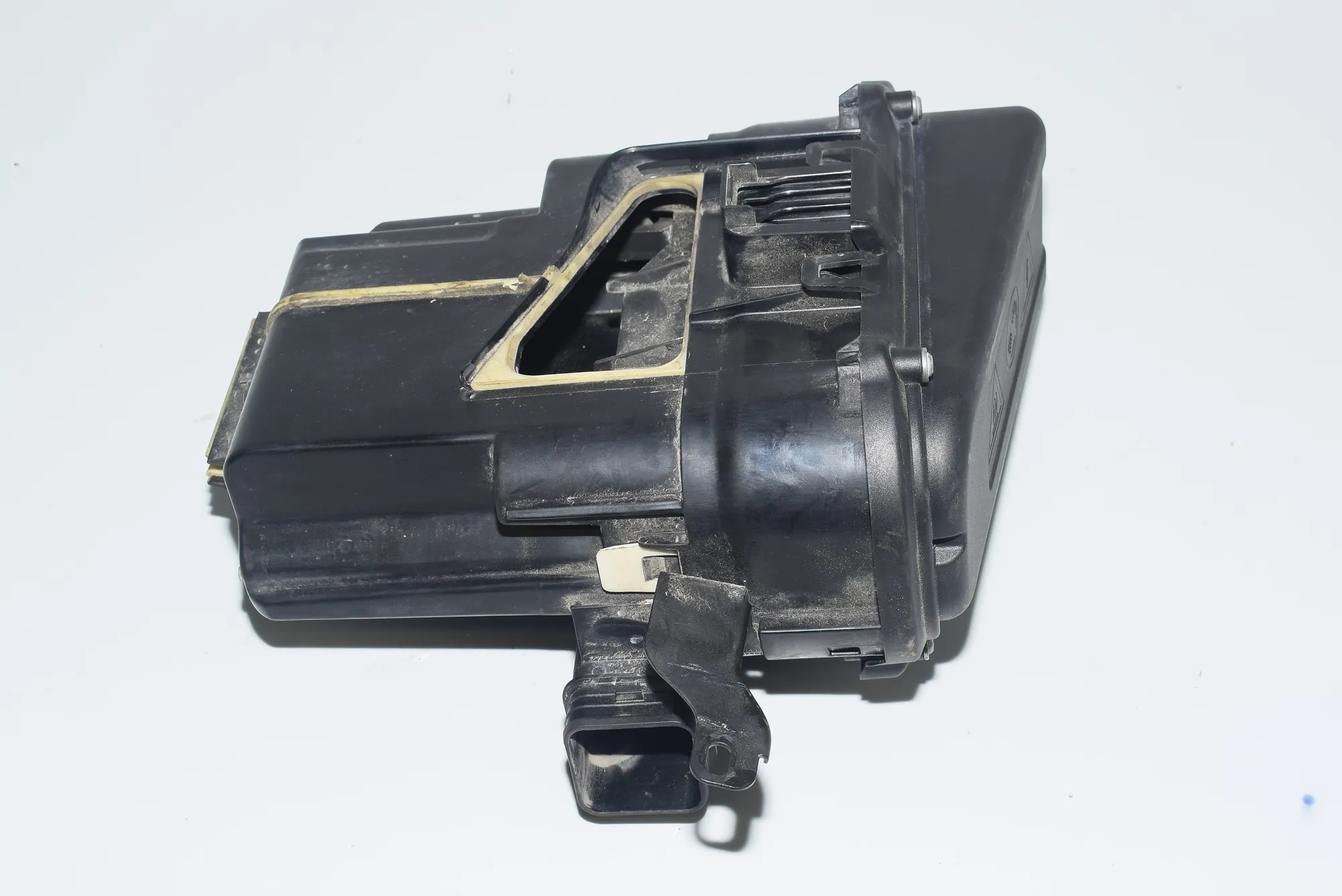 Other Engine Compartment Parts – OEM 7555193 · BMW 7 (F01, F02) 730 d 2009 – 4