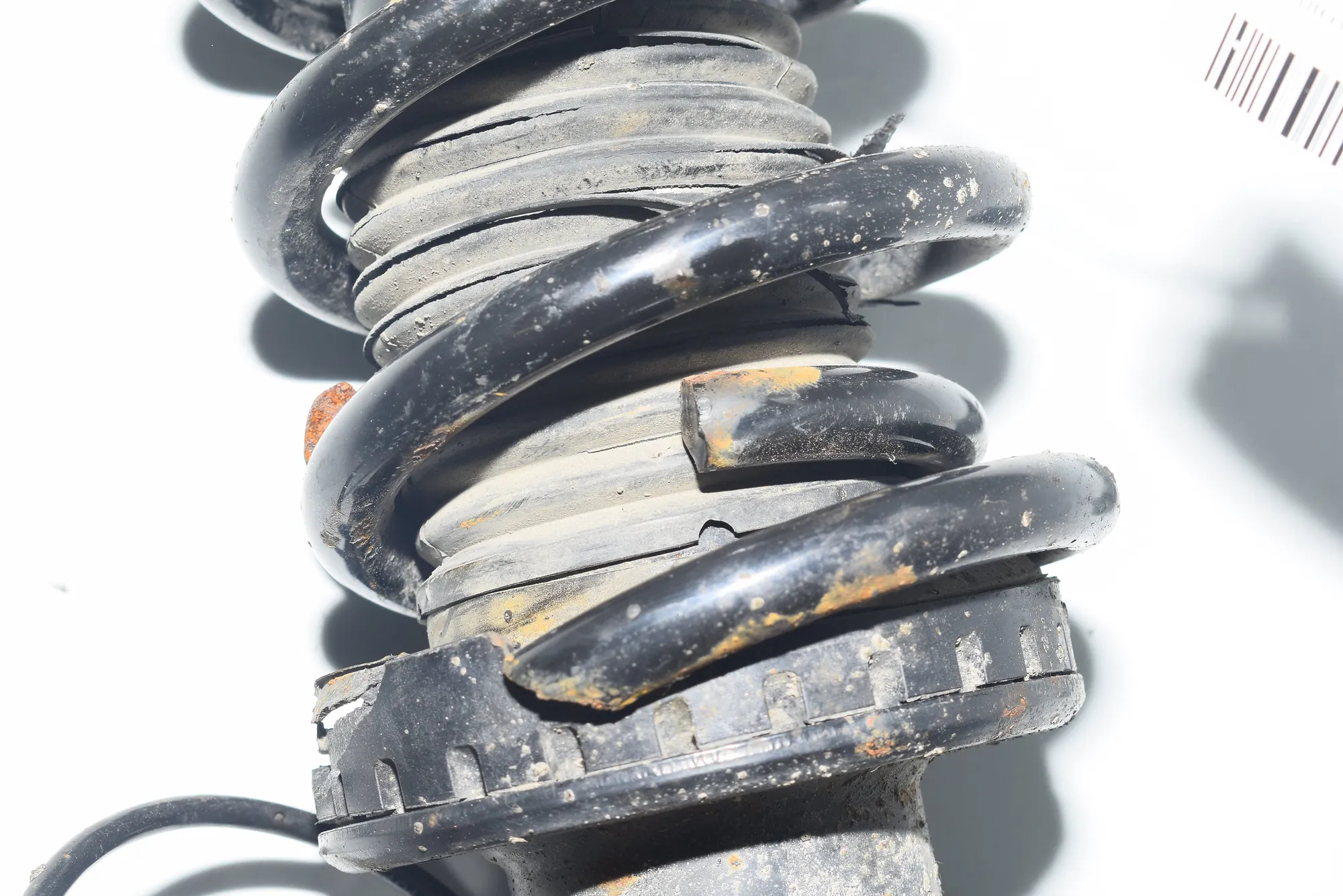 Front Left Shock Absorber – OEM 6791683 · BMW 7 (F01, F02) 730 d 2009 – 2