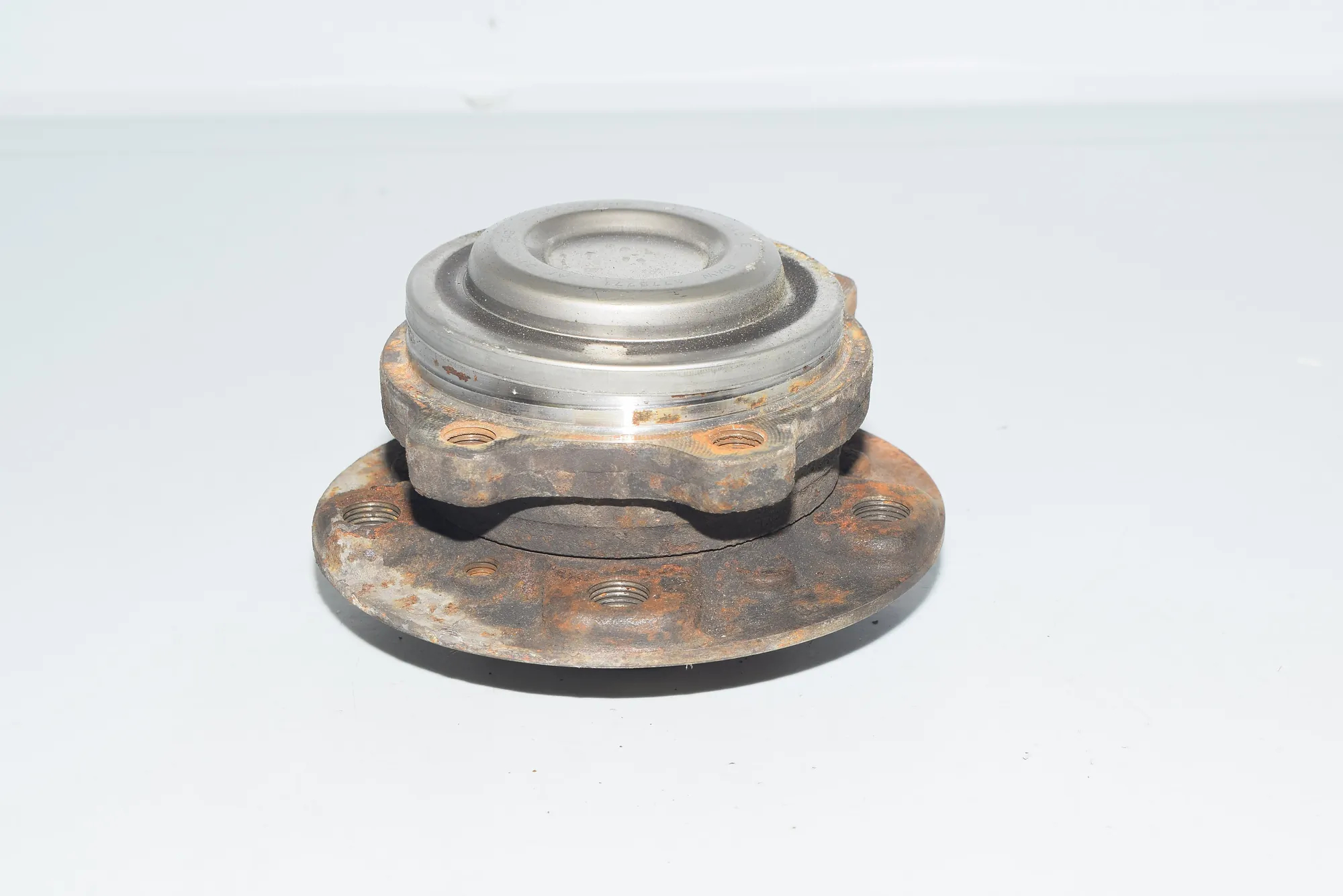 Front Right Wheel Bearing – OEM 6775771 · BMW 7 (F01, F02) 730 d 2009 – 4