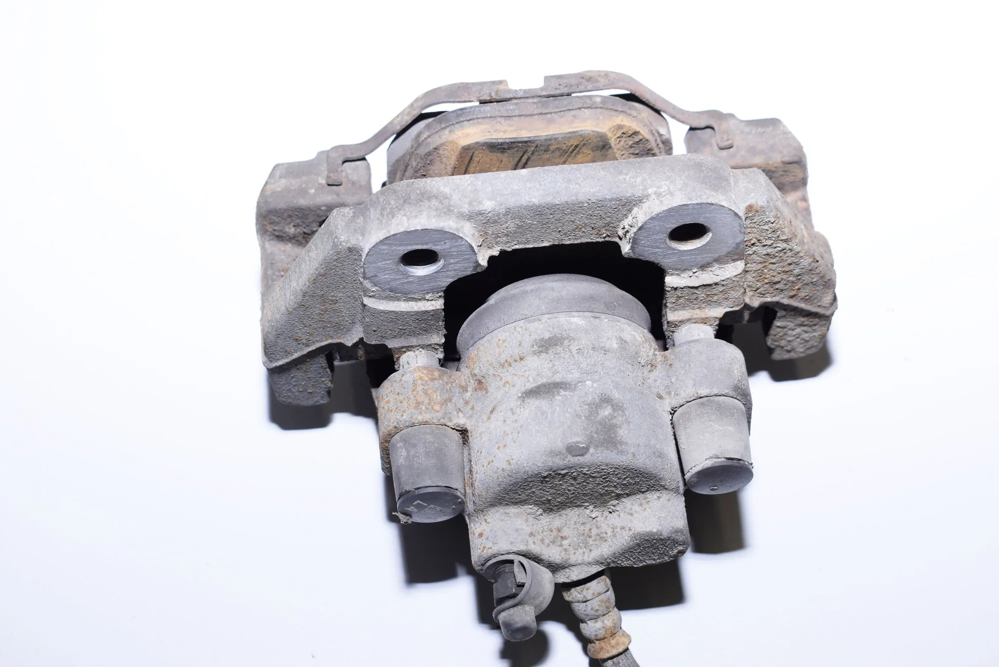 Rear Left Brake Caliper · BMW 7 (F01, F02) 730 d 2009 – 2