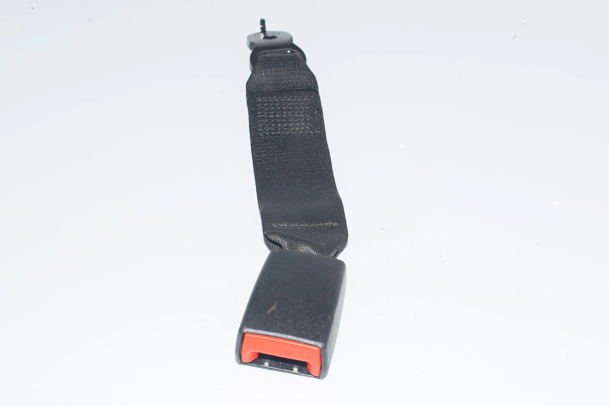 Rear Middle Seat Buckle – OEM 9119611 · BMW 7 (F01, F02) 730 d 2009