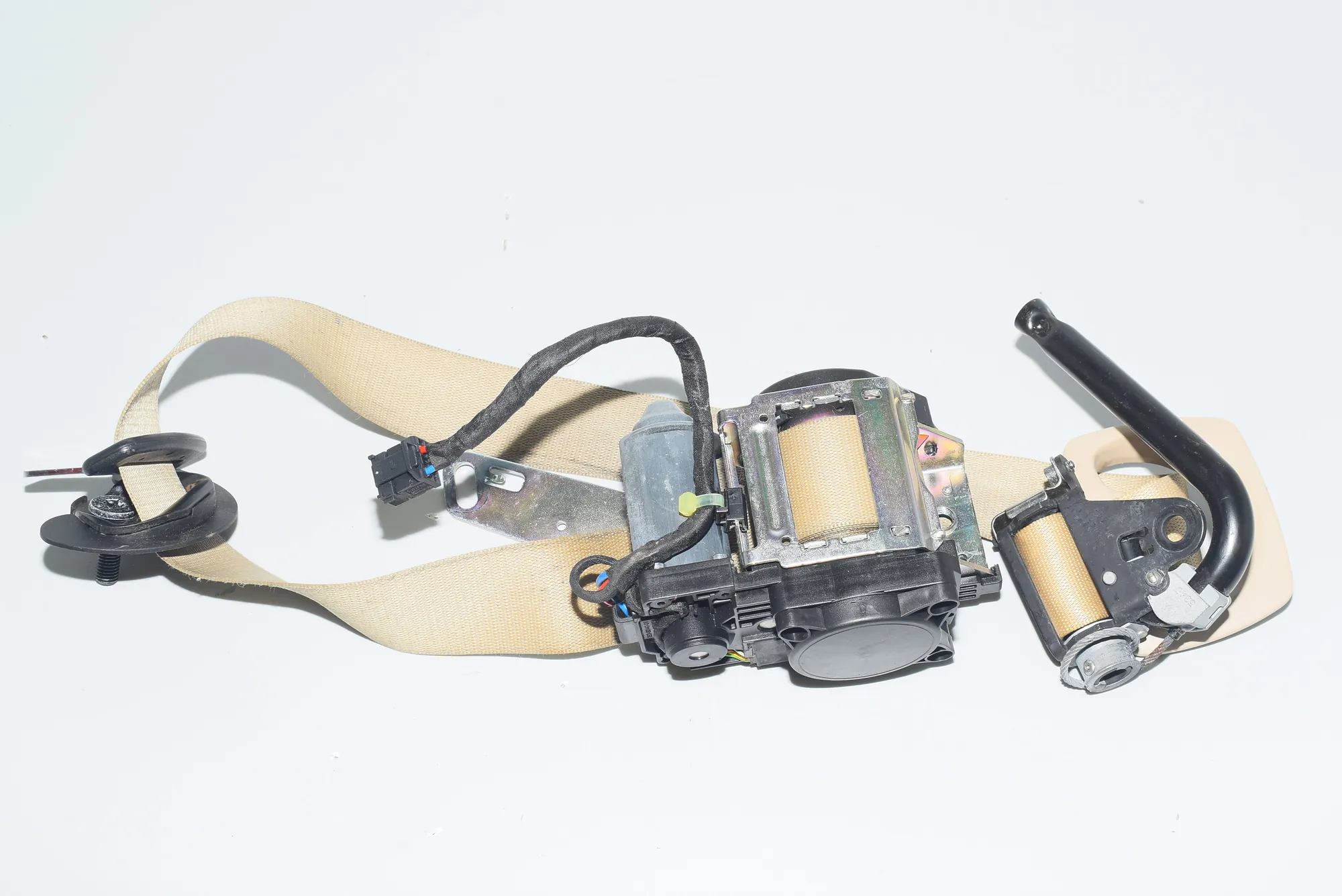 Front Left Seatbelt – OEM 9164487 · BMW 7 (F01, F02) 730 d 2009 – 3